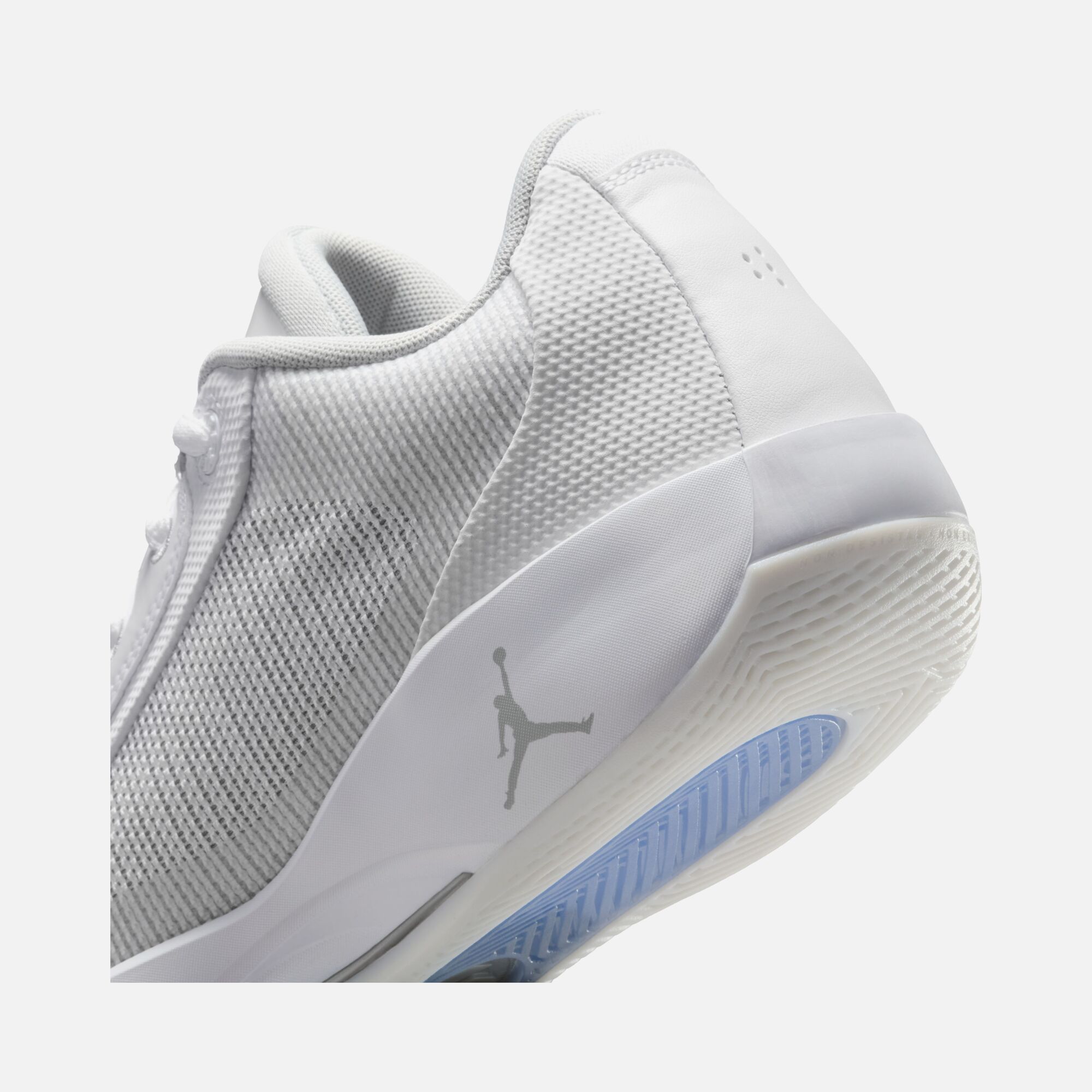 Nike Jordan Luka Doncic 77 Erkek Basketbol Ayakkabısı