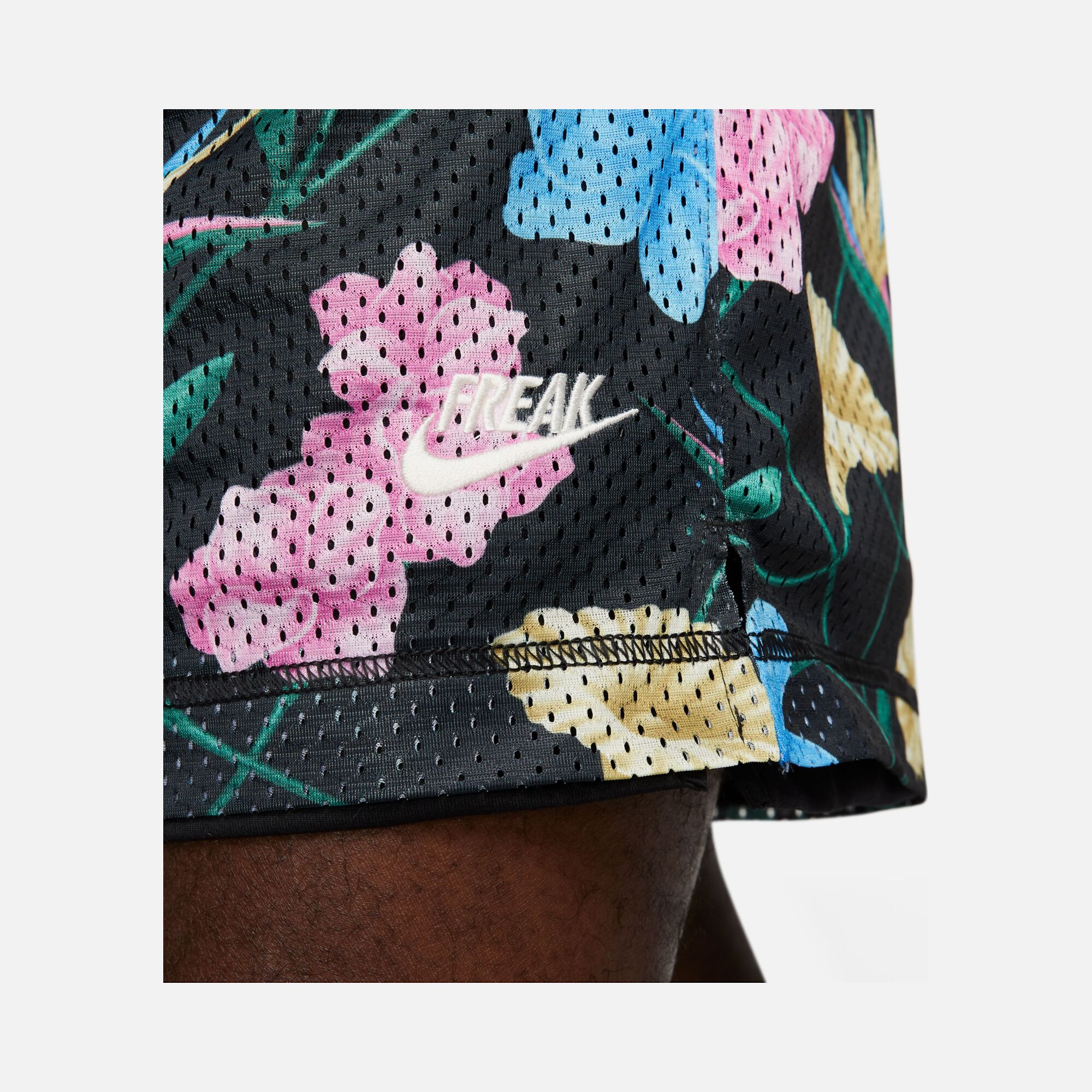 Nike Dri-Fit Giannis Standard Issue Reversible 6 Basketball Erkek Şort