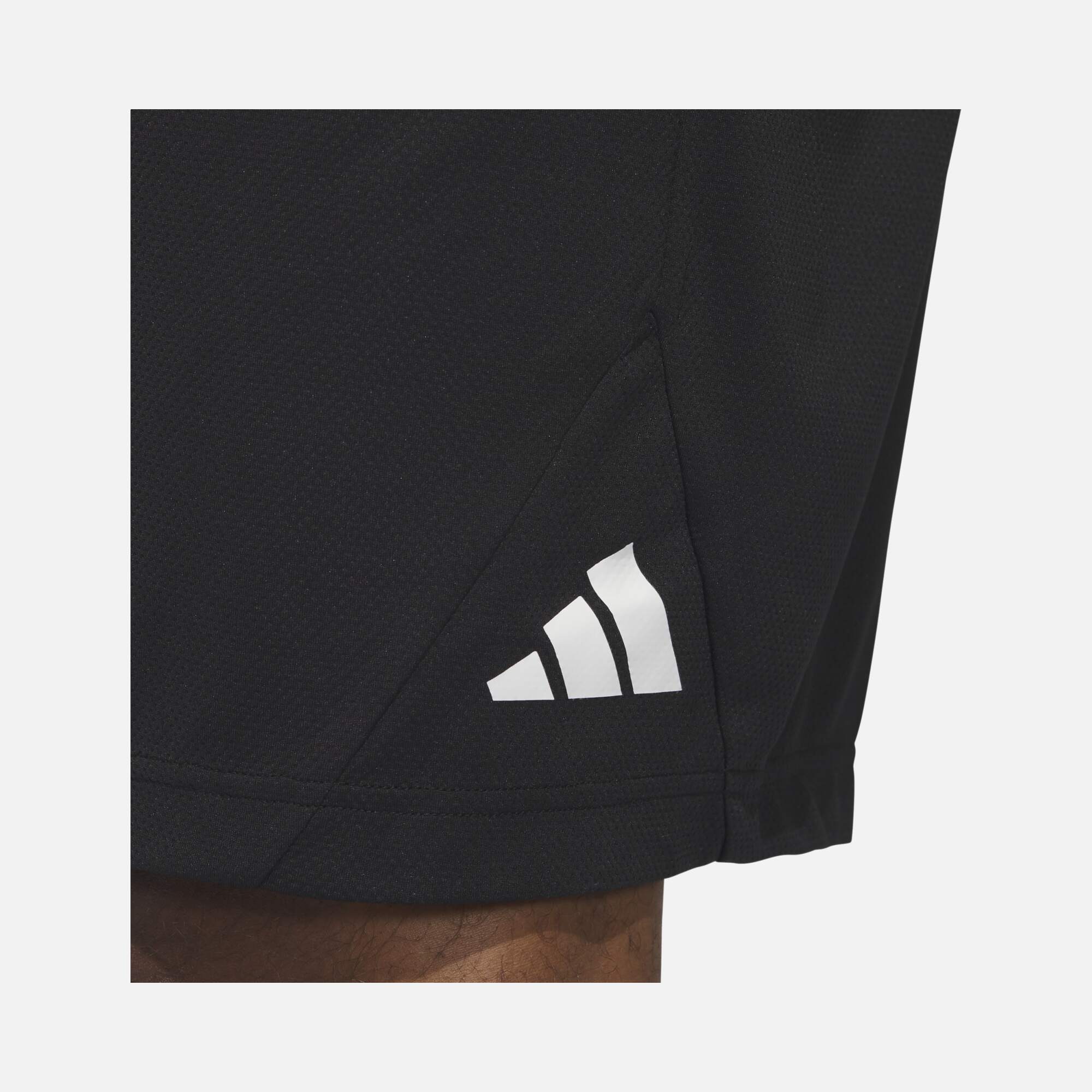 adidas Basketball Badge of Sport Erkek Şort