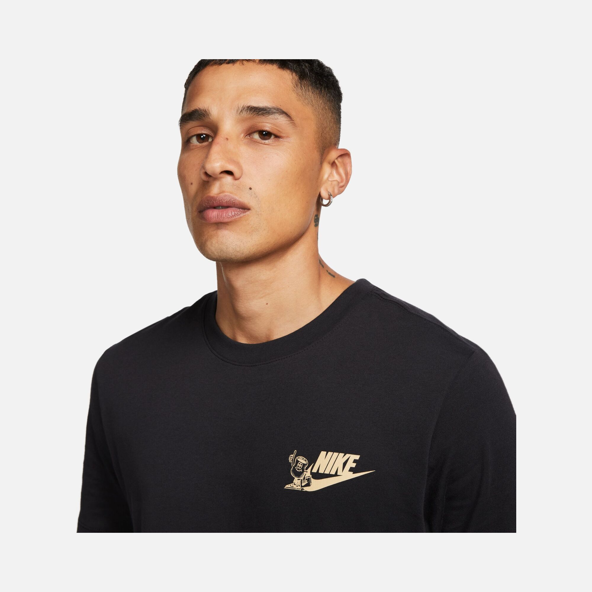 Nike Sportswear Get Your Kicks Graphic Short-Sleeve Erkek Tişört