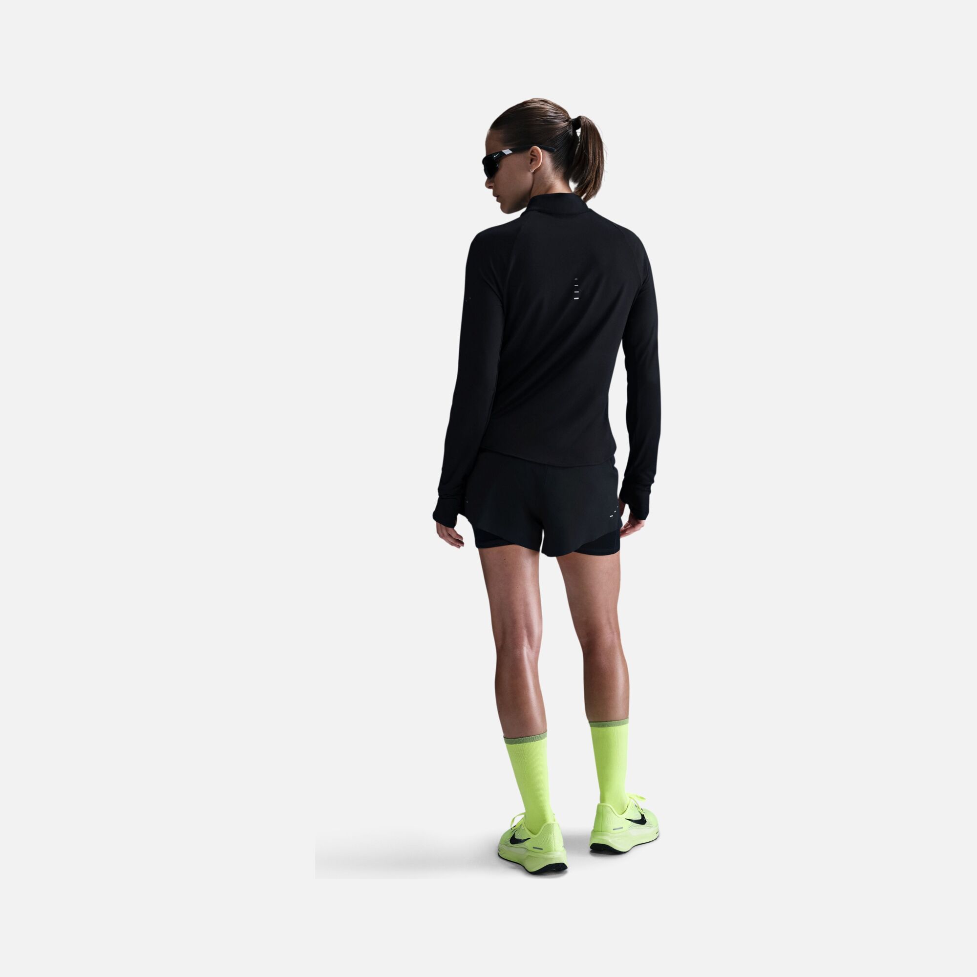 Nike Swift Dri-Fit UV 1/4-Zip Running Long-Sleeve Kadın Tişört