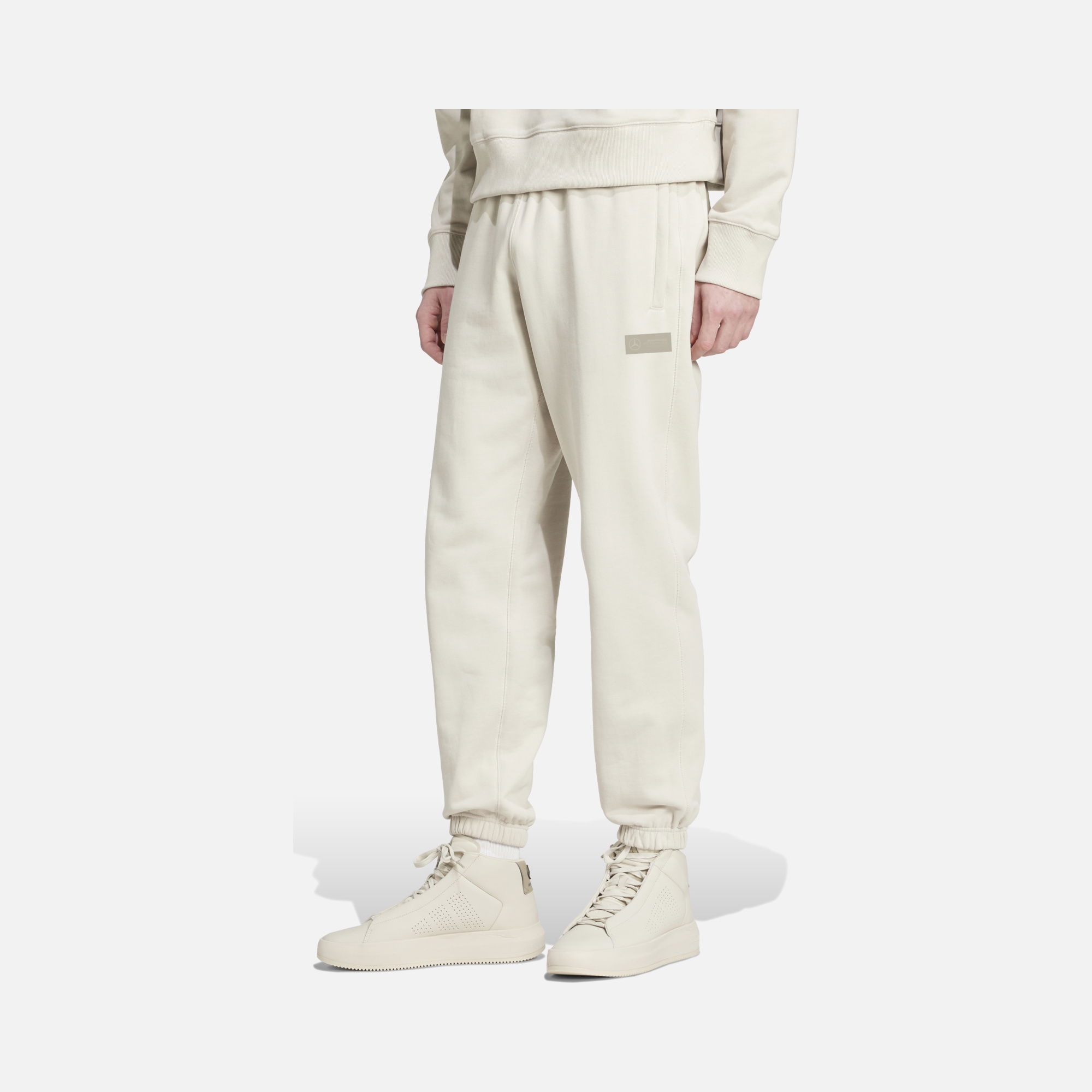 adidas Mercedes-AMG Petronas F1 Team Graphic French Terry Fabric Regular- Fit Racing Fans Erkek Eşofman Altı