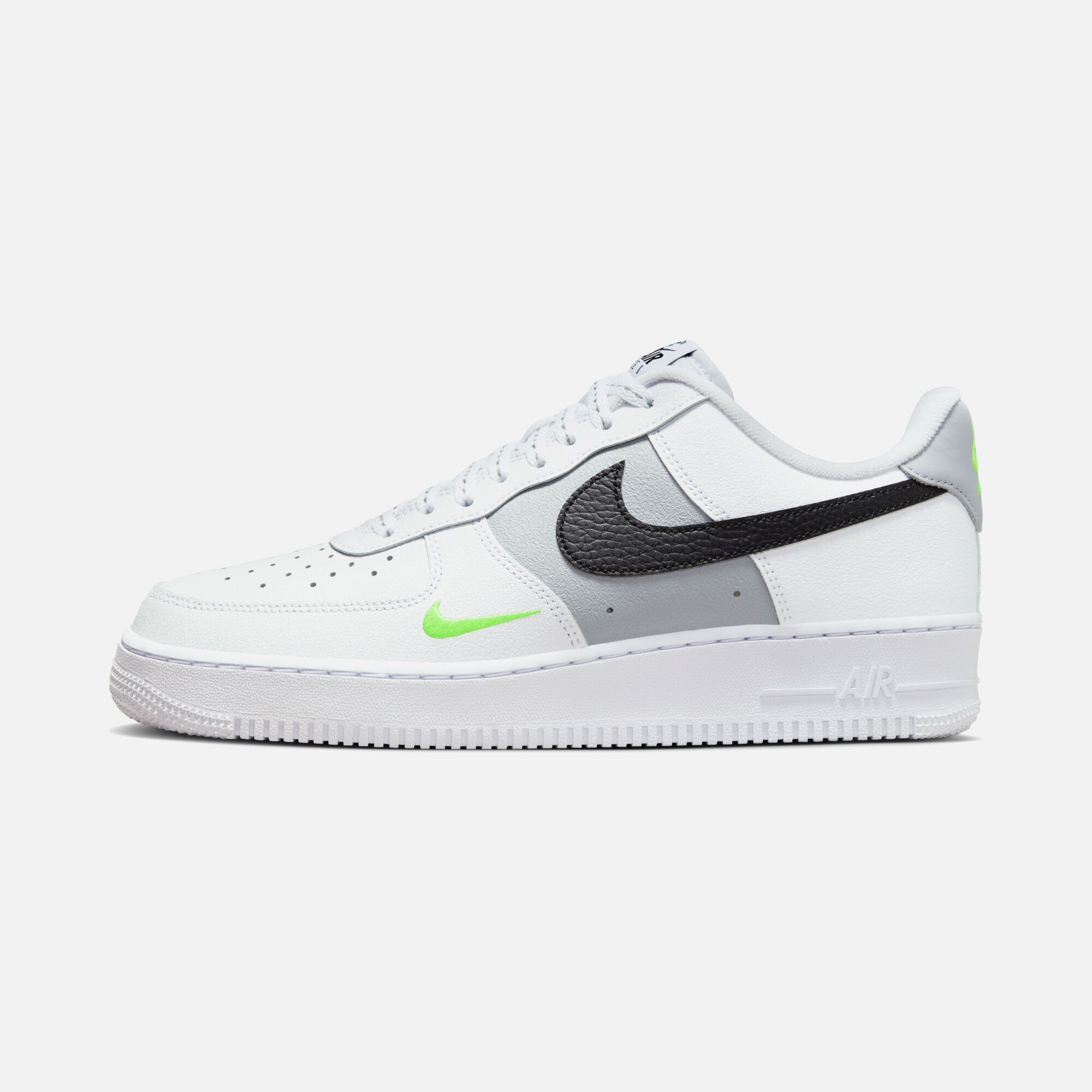 Nike Air Force 1 '07 '23 Erkek Spor Ayakkabı