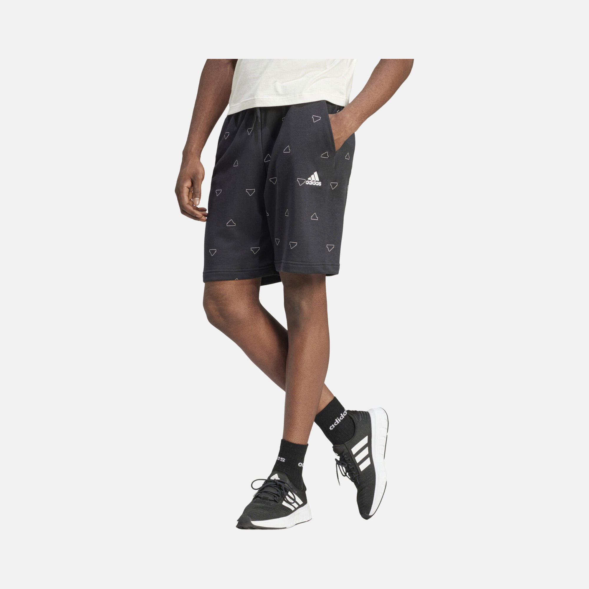 adidas Sportswear Seasonal Essentials Monogram Graphic Erkek Şort