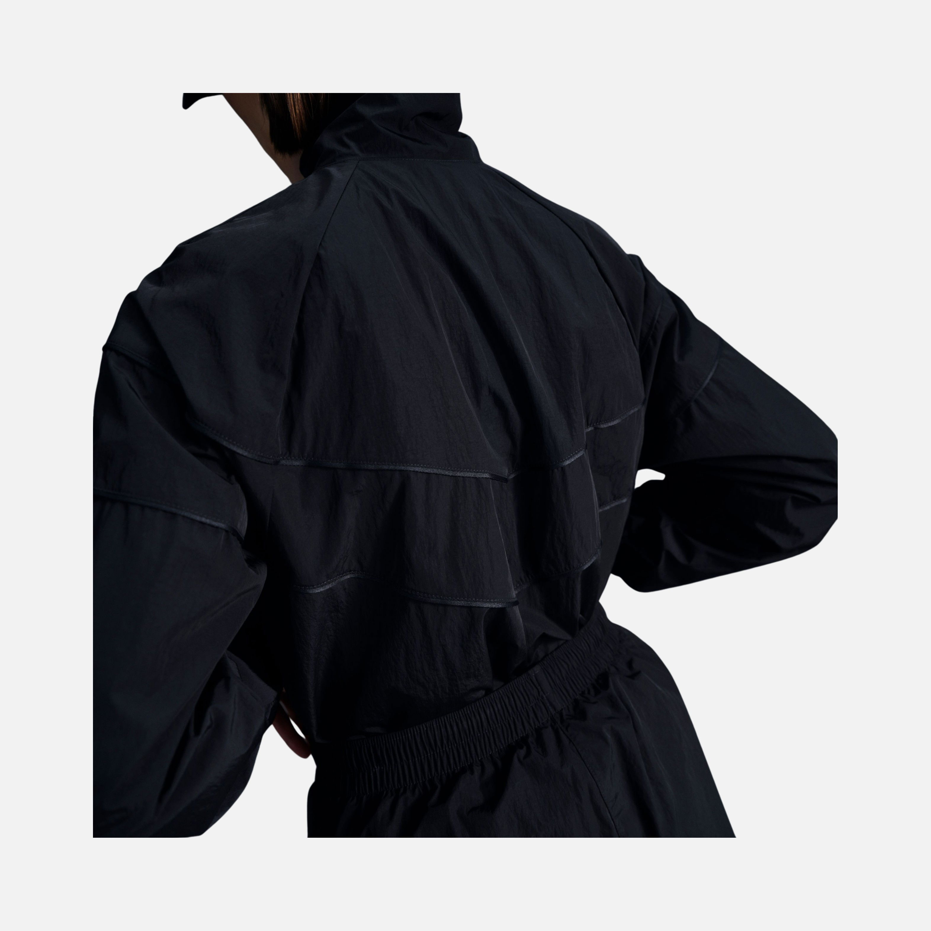 Nike Sportswear Essentials Windrunner Loose UV Woven Lined Full-Zip Kadın Ceket