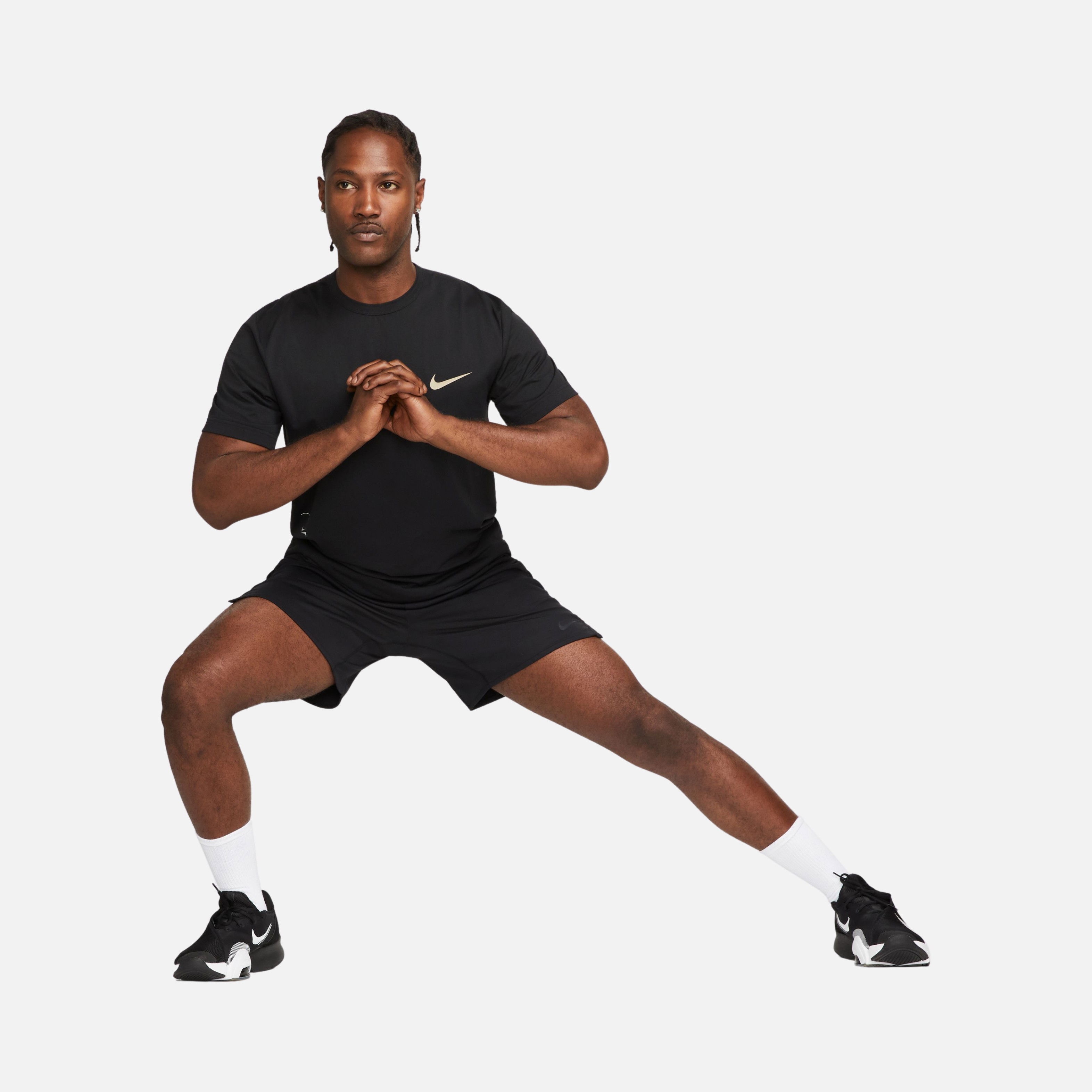 Nike Dri-Fit UV Hyverse Fitness Short-Sleeve Erkek Tişört