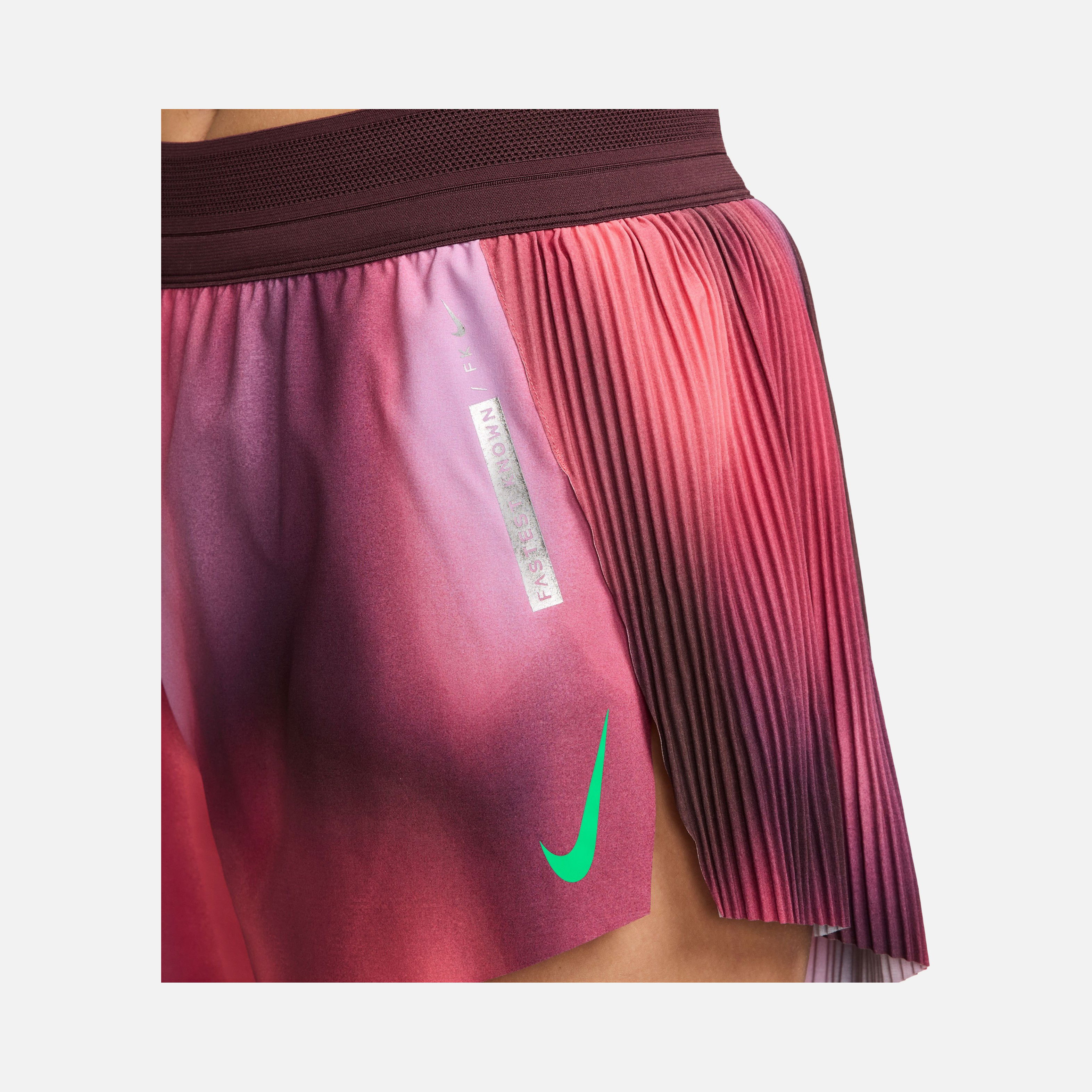 Nike Arswft Dfadv Mr 3 In St Fk Kadın Şort