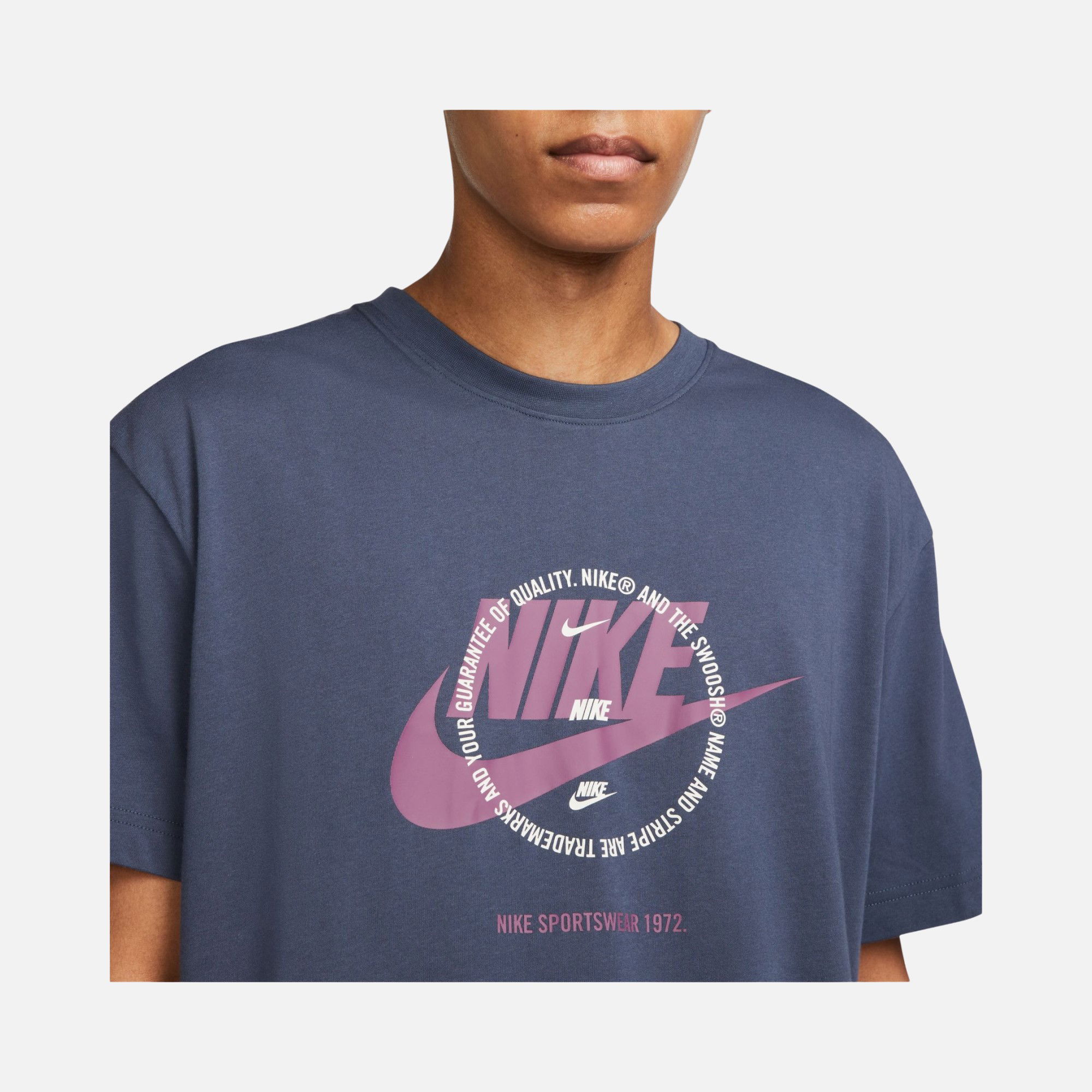 Nike Sportswear Sport Utulity Graphic Short-Sleeve Erkek Tişört