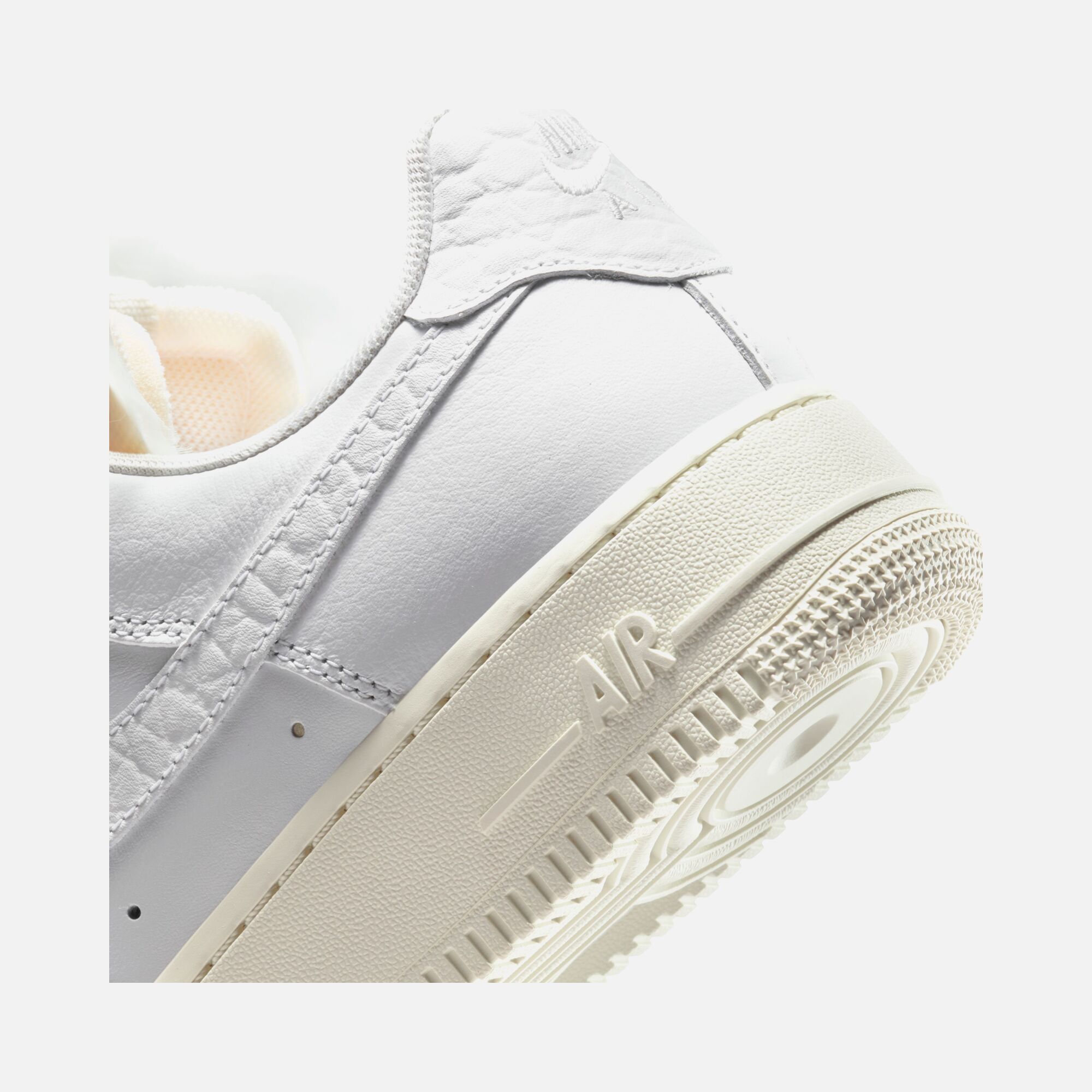 Nike Wmns Air Force 1 Low Premium Kadın Spor Ayakkabı