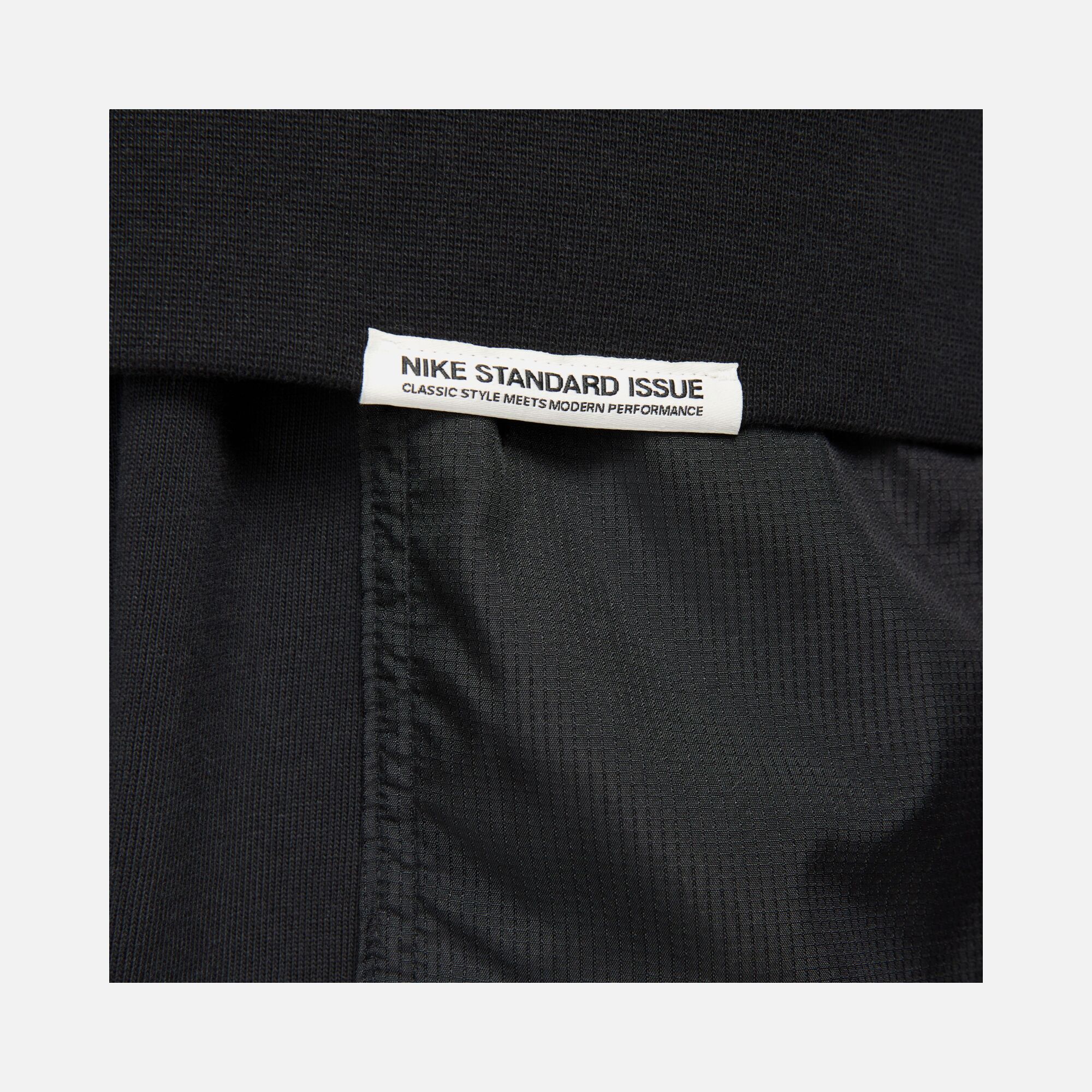 Nike Dri-Fit Standard Issue Seasonal Basketball Short-Sleeve Erkek Sweatshirt