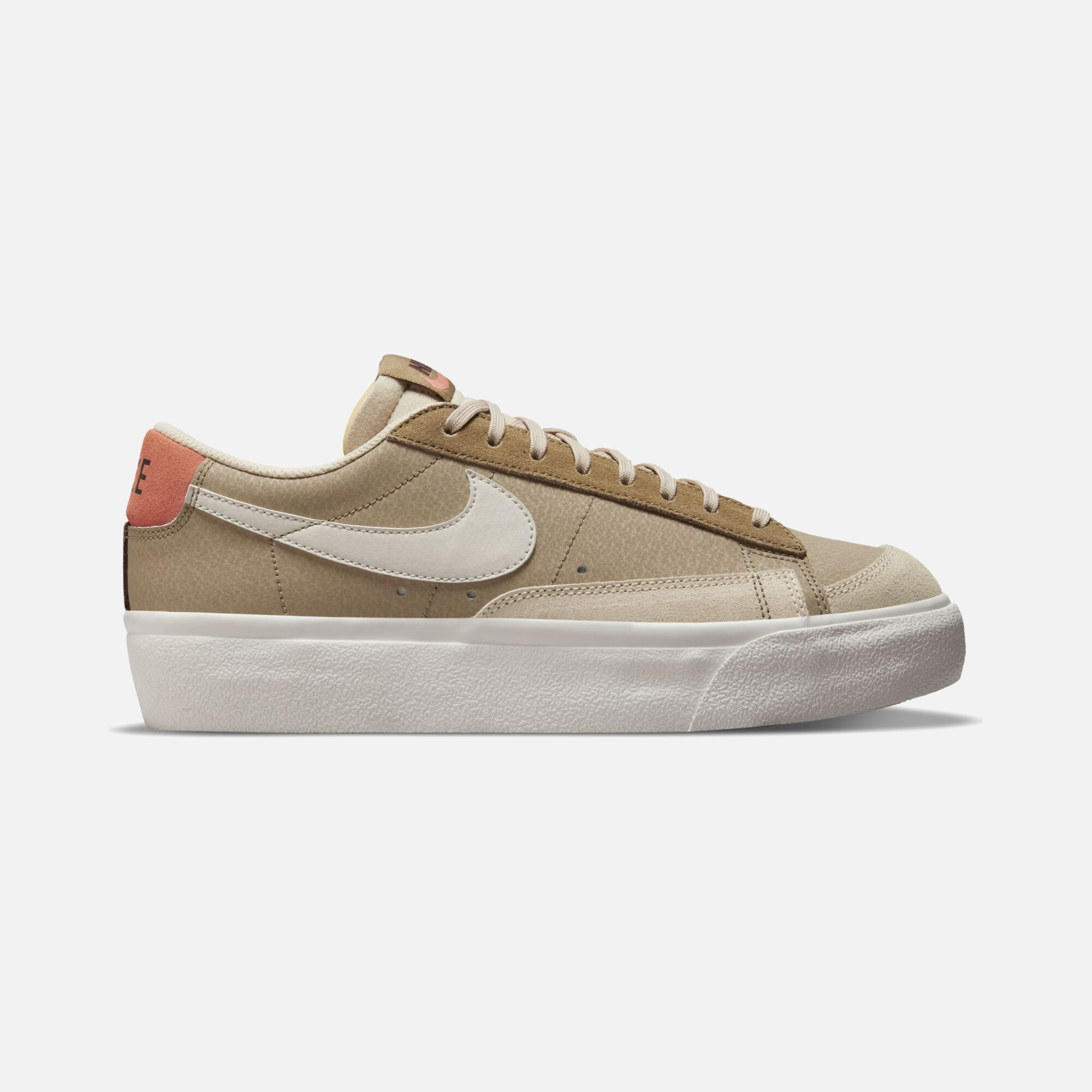 Nike Blazer Low Platform SP Kadın Spor Ayakkabı