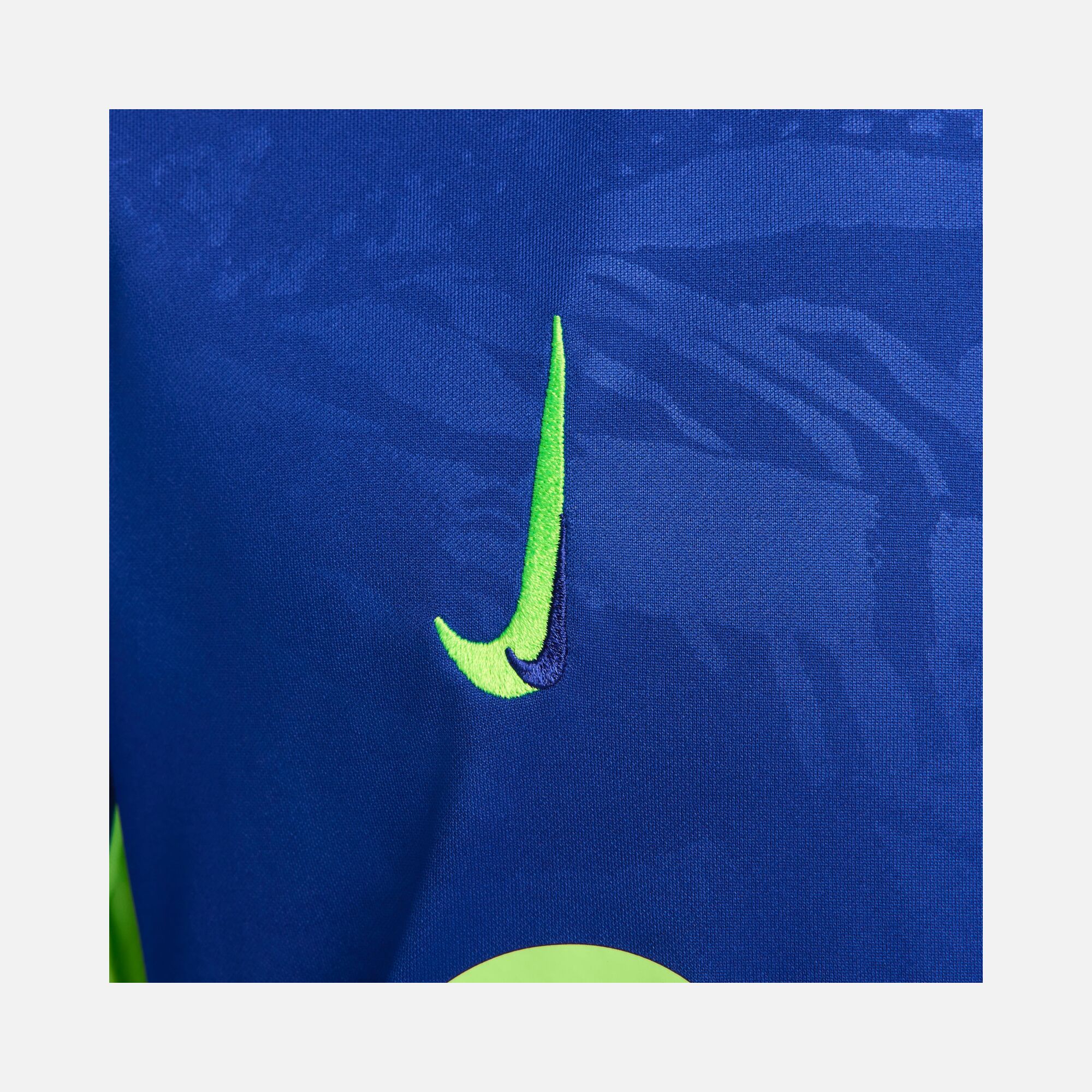 Nike FC Barcelona Academy Pro Home Dri-Fit Football Pre-Match Short-Sleeve Erkek Tişört