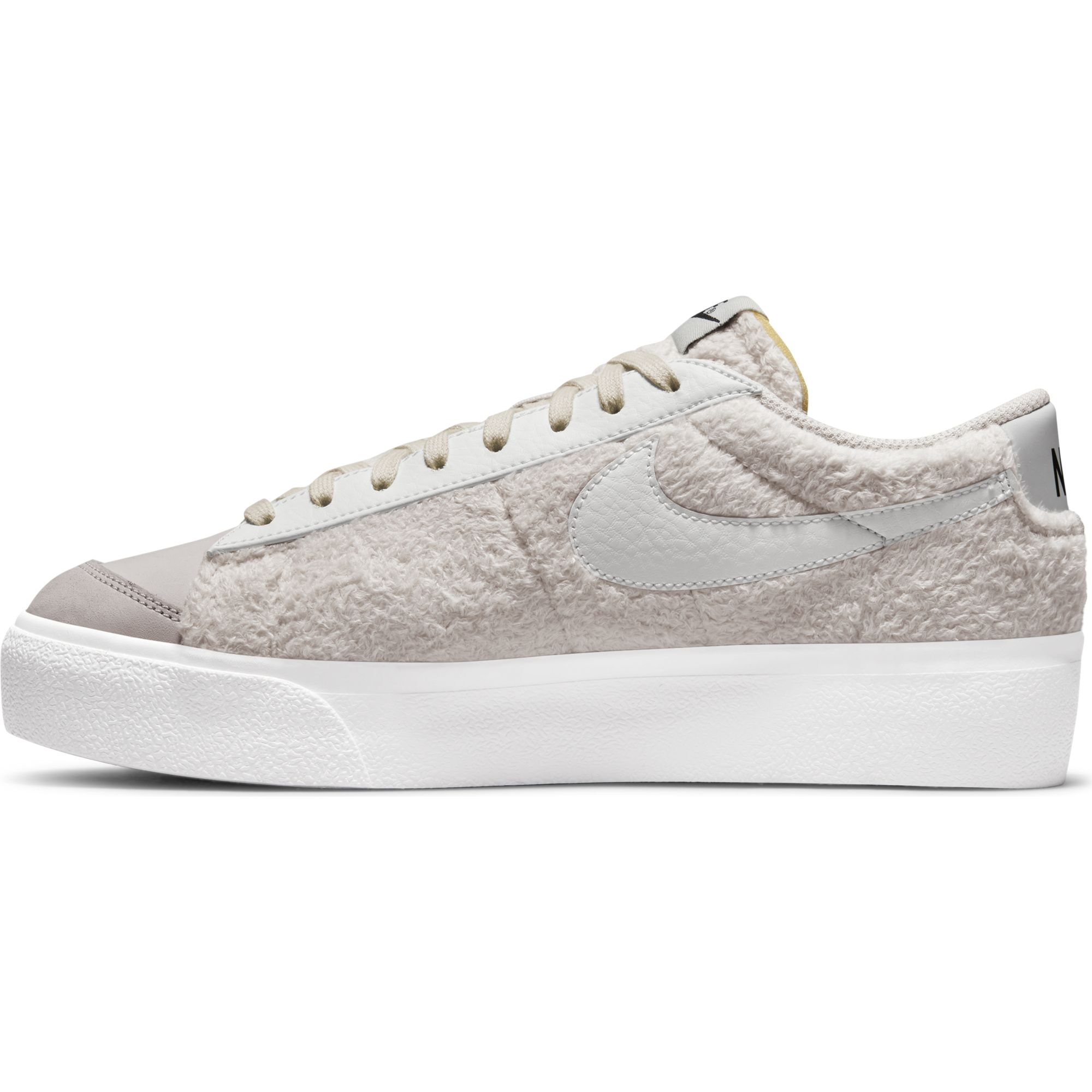 Nike Blazer Low Platform ''Furry Exteriors'' Kadın Spor Ayakkabı