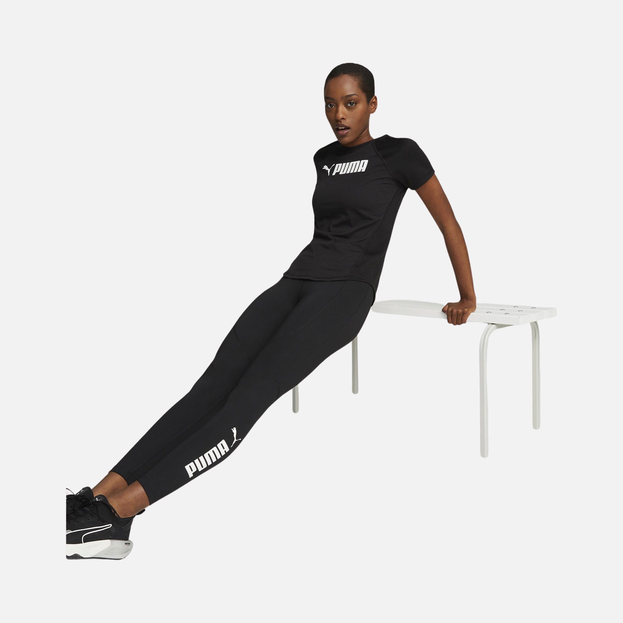 Puma Training  Fit Logo Short-Sleeve Kadın Tişört