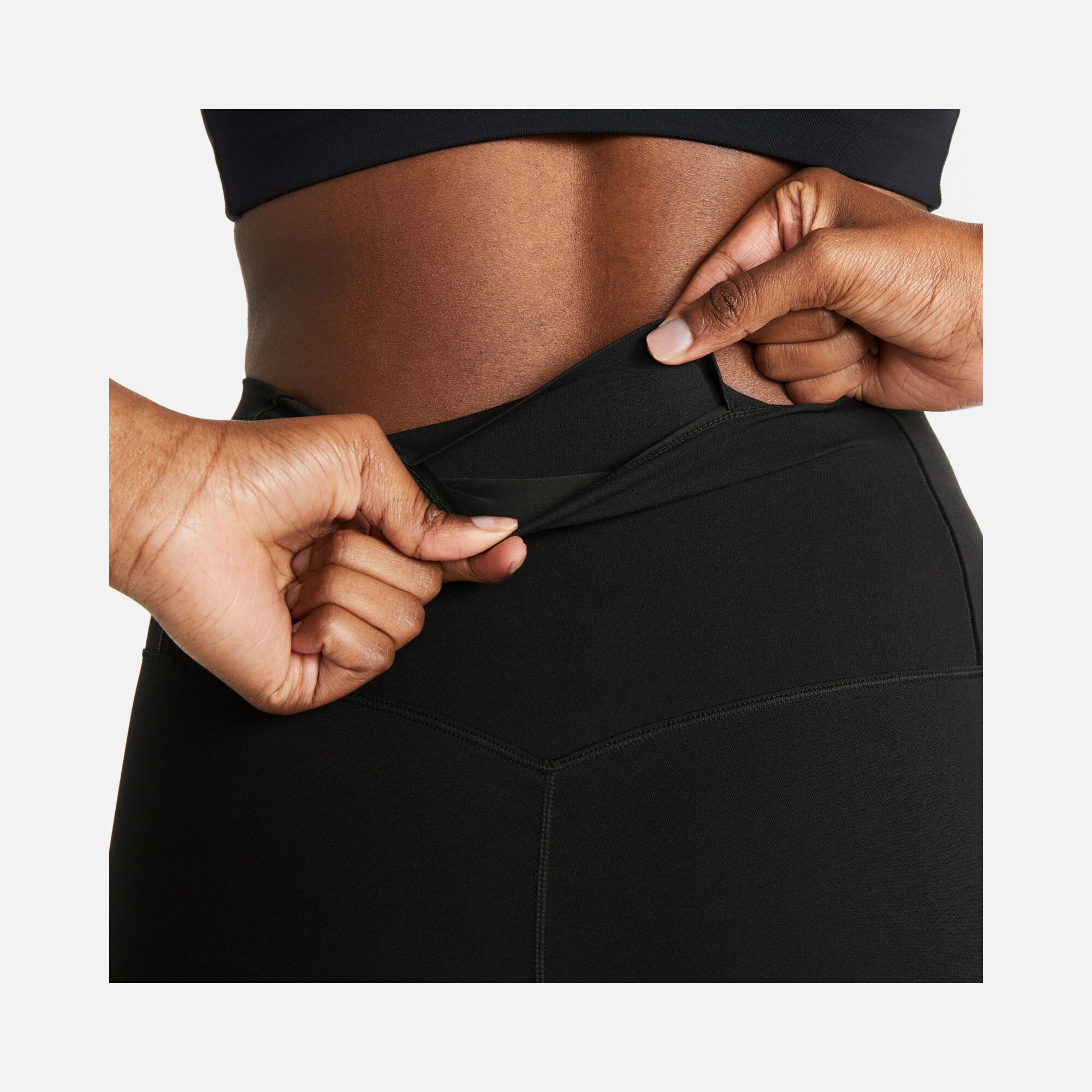 Nike Dri-Fit Zenvy Gentle-Support High-Waisted 20cm (approx.) Training Biker Kadın Şort