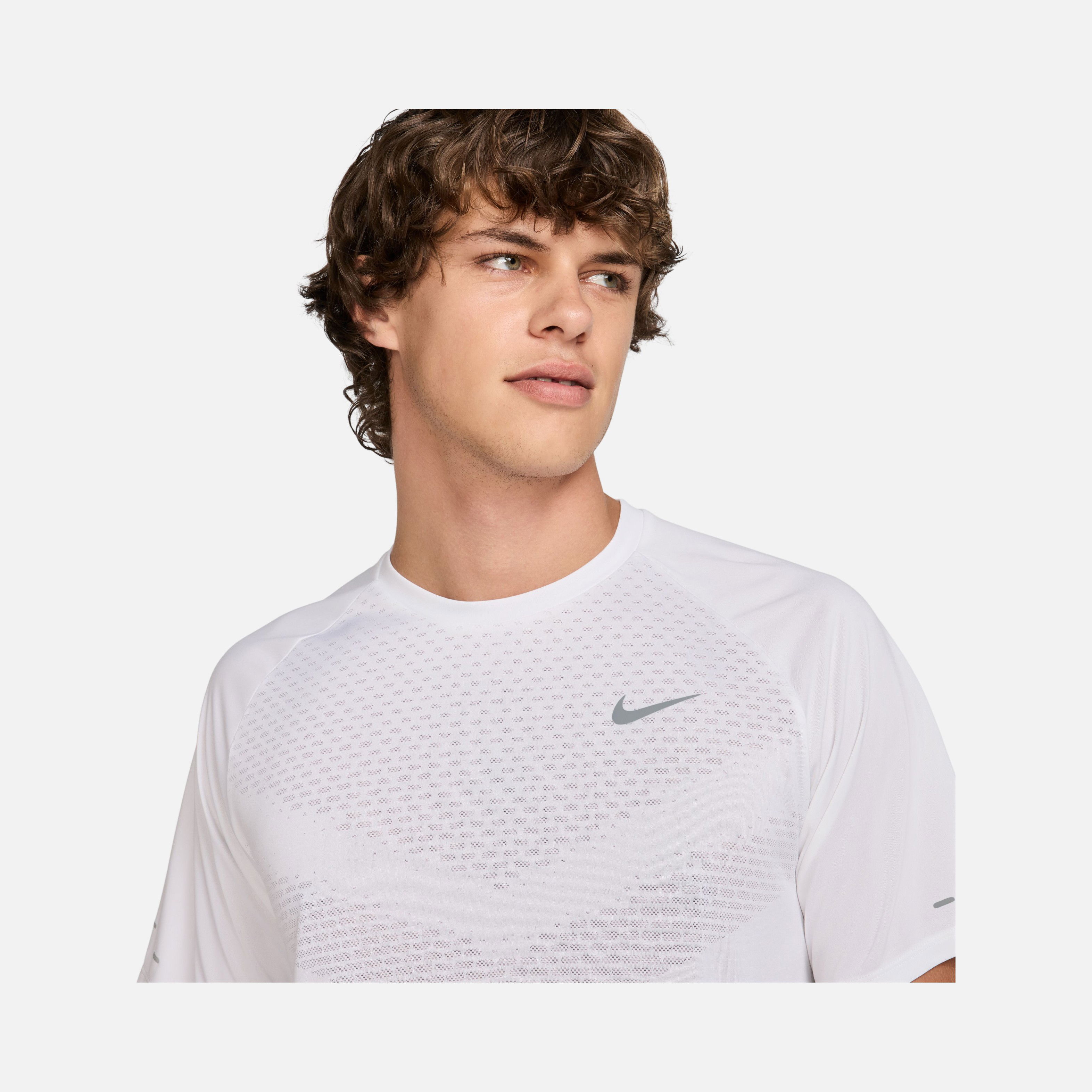 Nike Dri-Fit ADV Stride Running Short-Sleeve Erkek Tişört