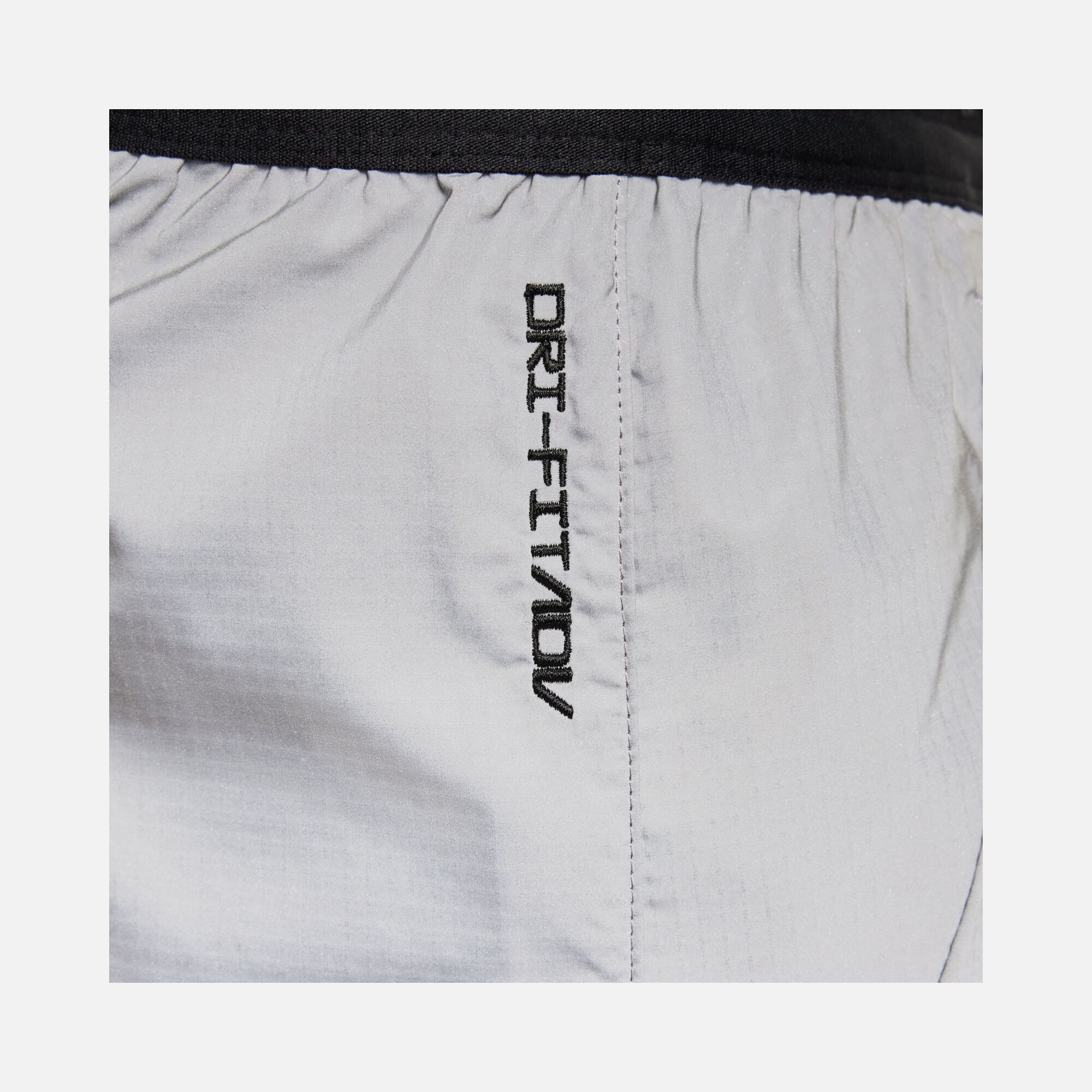 Nike Run Division Dri-Fit ADV Reflective Design 4'' 2-in-1 Running Erkek Şort