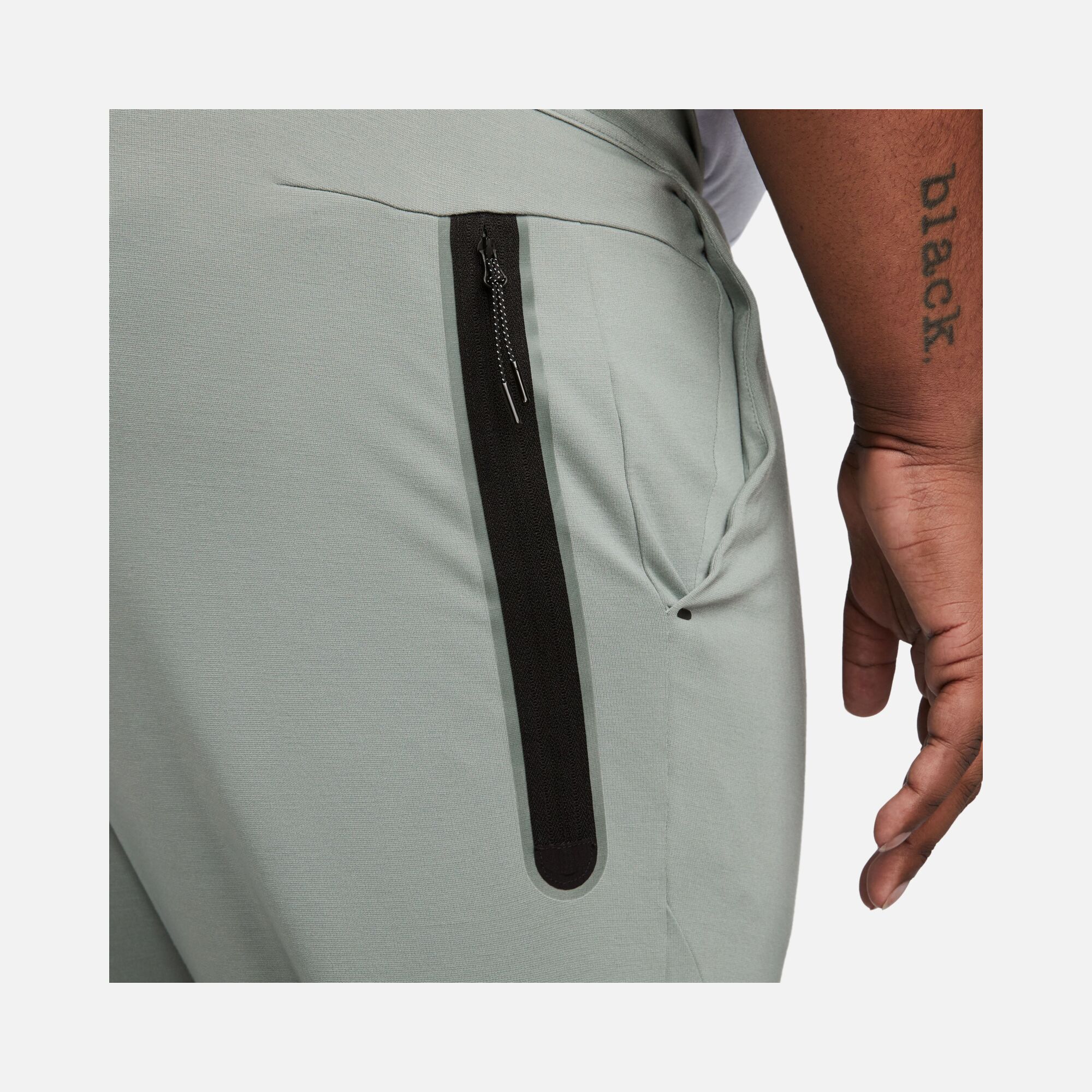 Nike Sportswear Tech Fleece Lightweight Slim-Fit Erkek Eşofman Altı