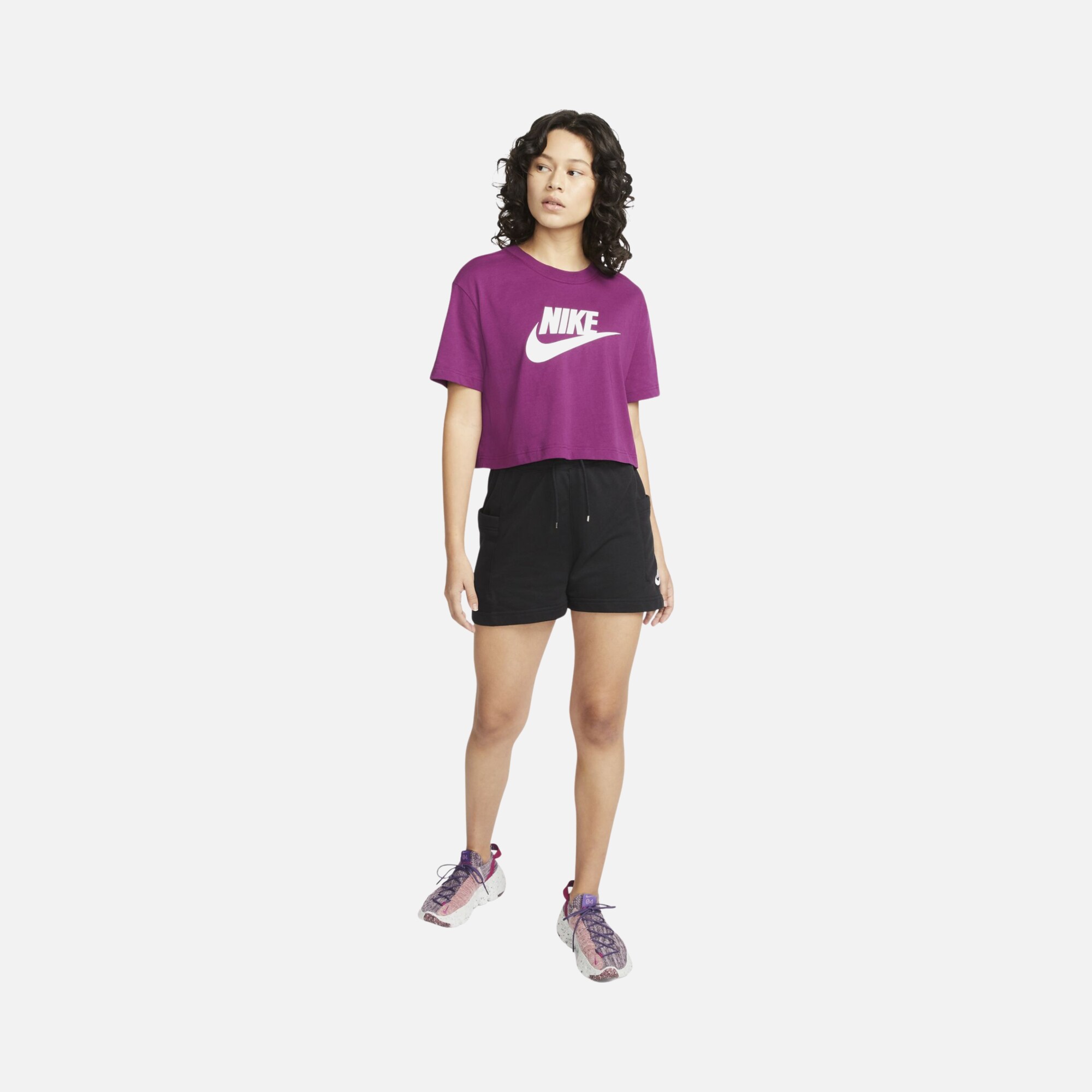 Nike Sportswear Essential Cropped Icon Futura Short-Sleeve Kadın Tişört