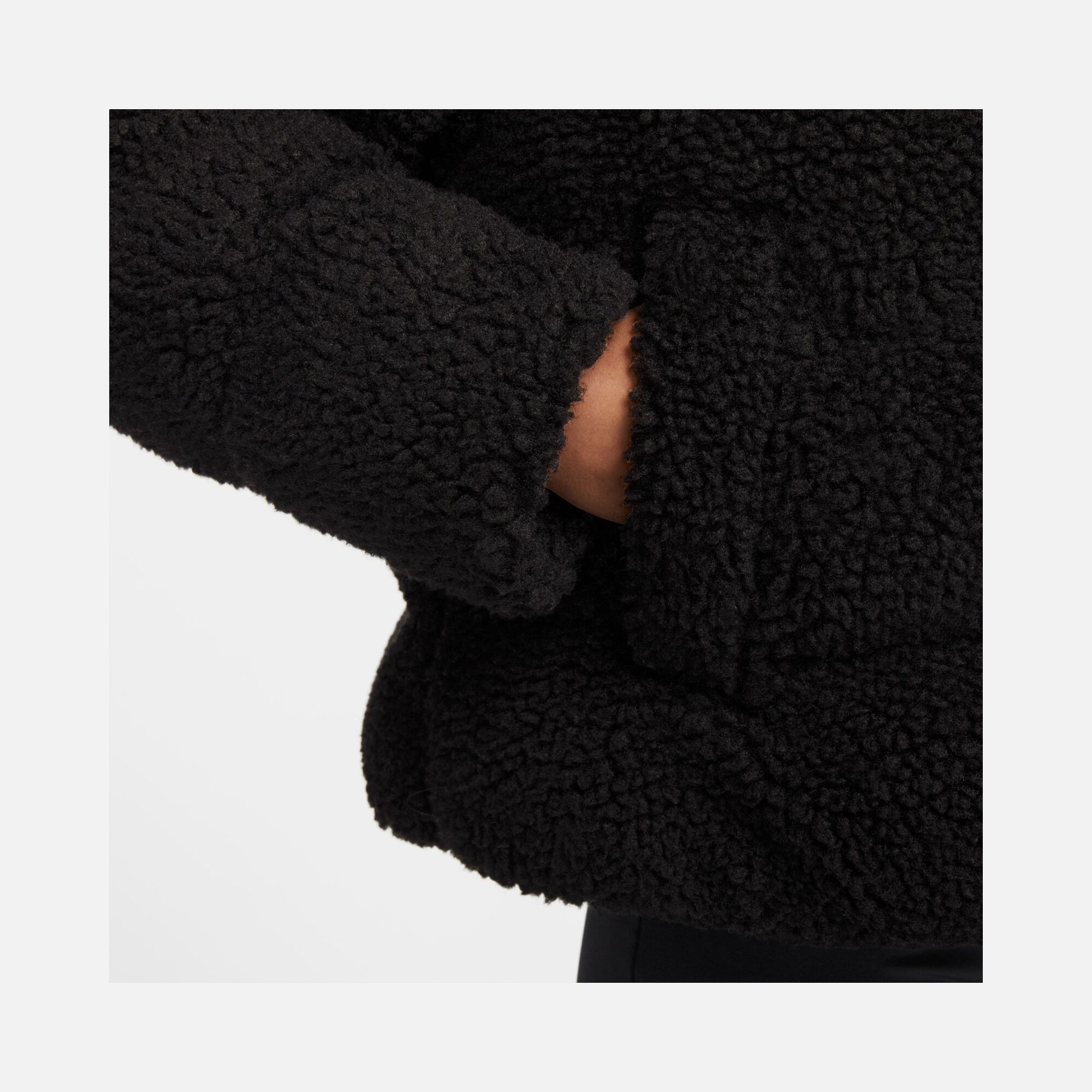 Nike Sportswear Therma-Fit City Series Synthetic Fill High-Pile Fleece Full-Zip Kadın Ceket