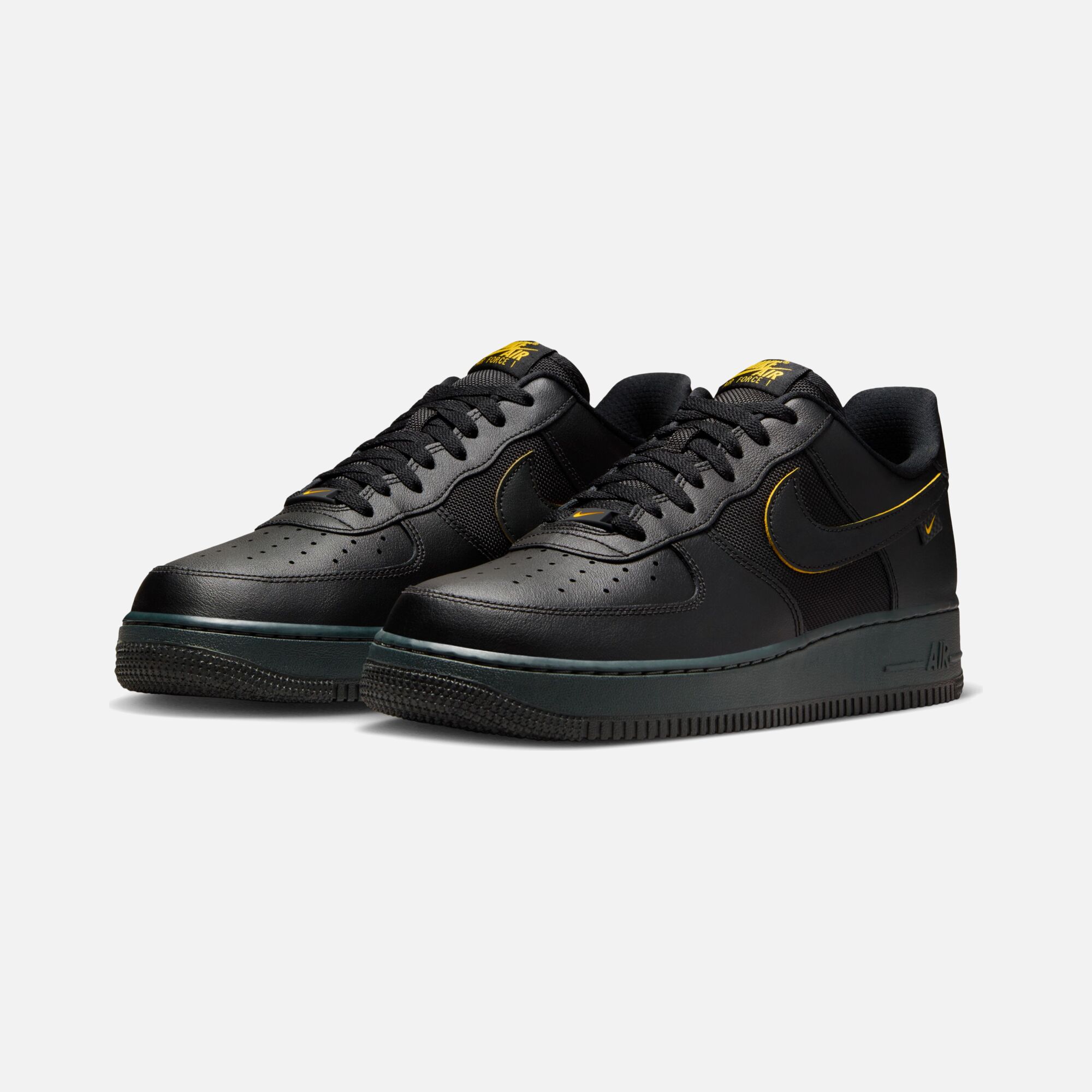 Nike Air Force 1 '07 SP24 Erkek Spor Ayakkabı