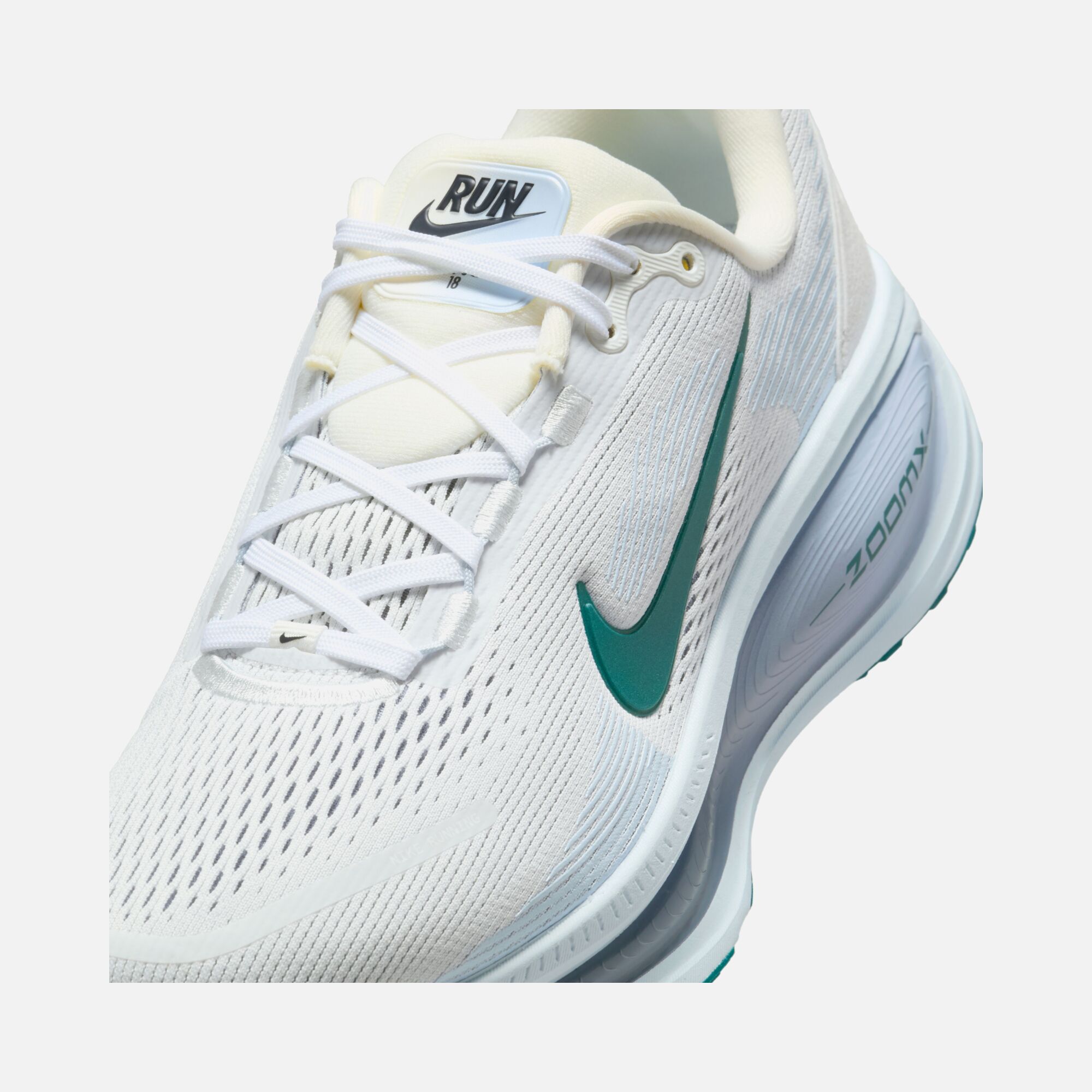Nike Vomero 18 ZoomX Road Running Kadın Spor Ayakkabı