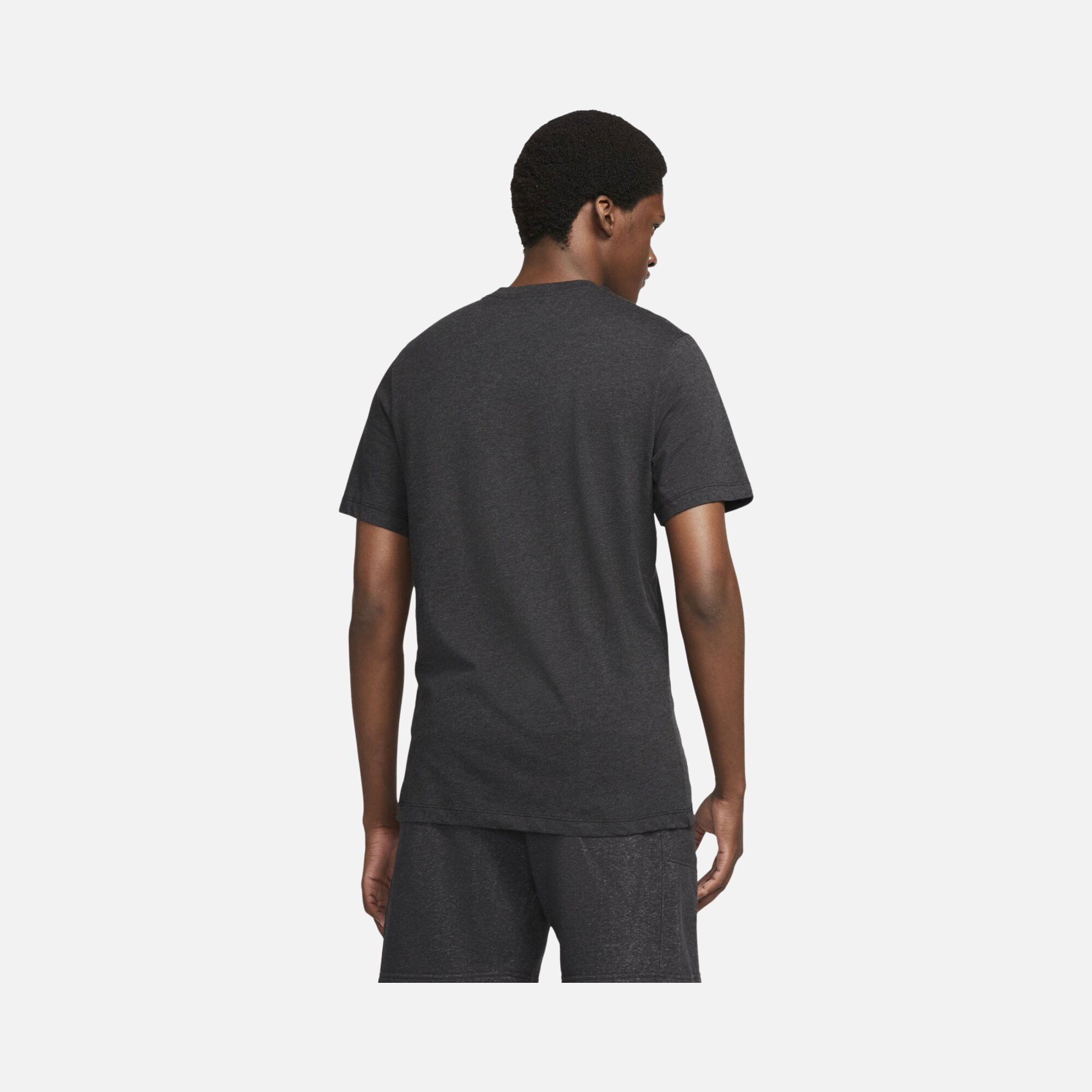 Nike Sportswear Sustainability Short-Sleeve Erkek Tişört