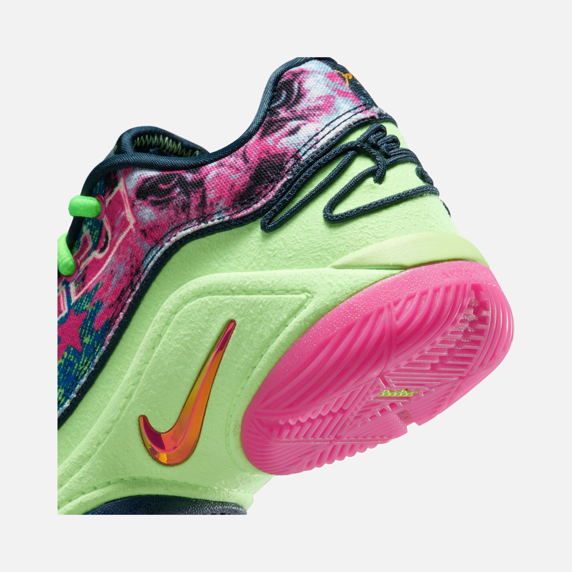 Nike LeBron James Xxii Bw (Gs) Çocuk Basketbol Ayakkabısı