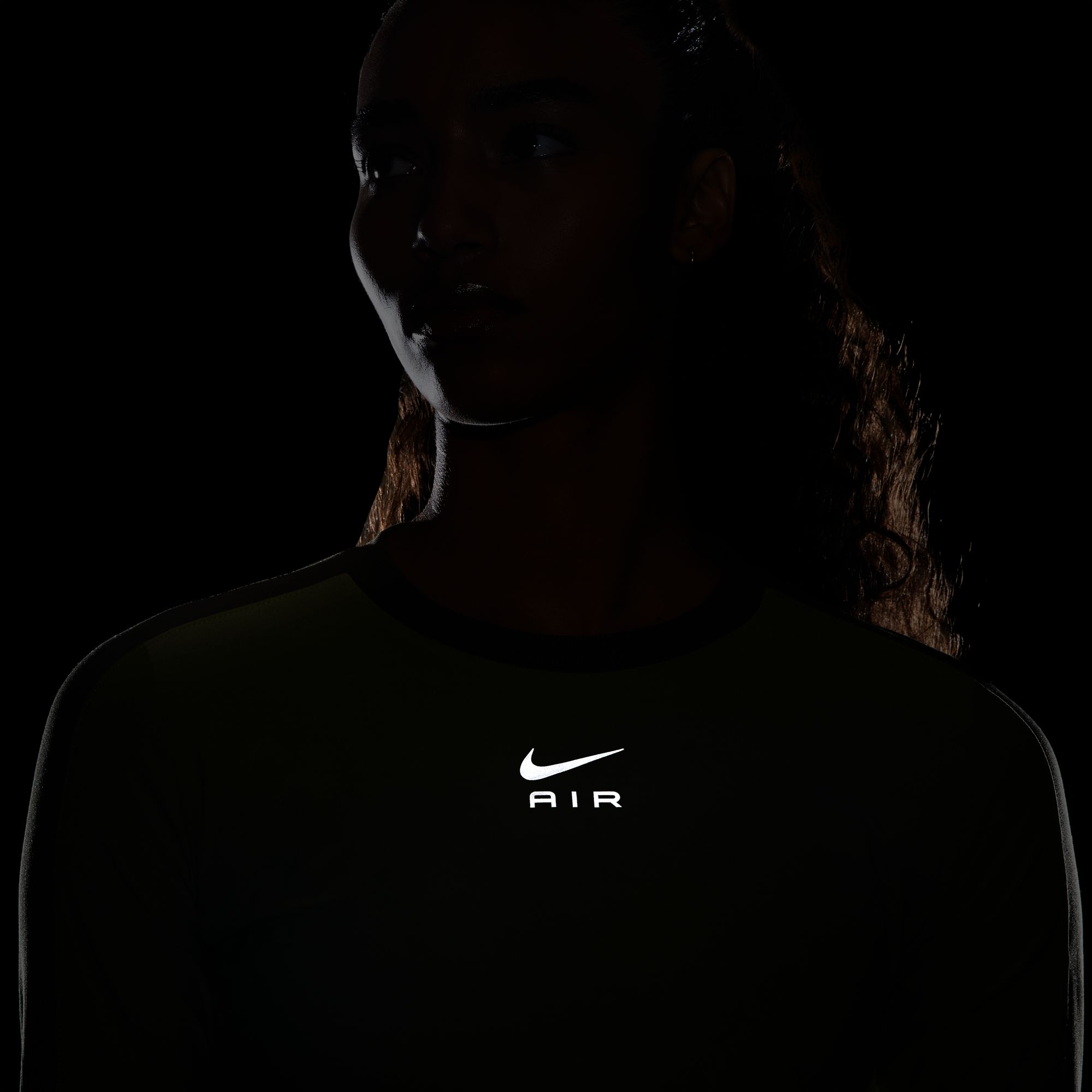 Nike Dri-Fit Air Running Long-Sleeve Kadın Tişört
