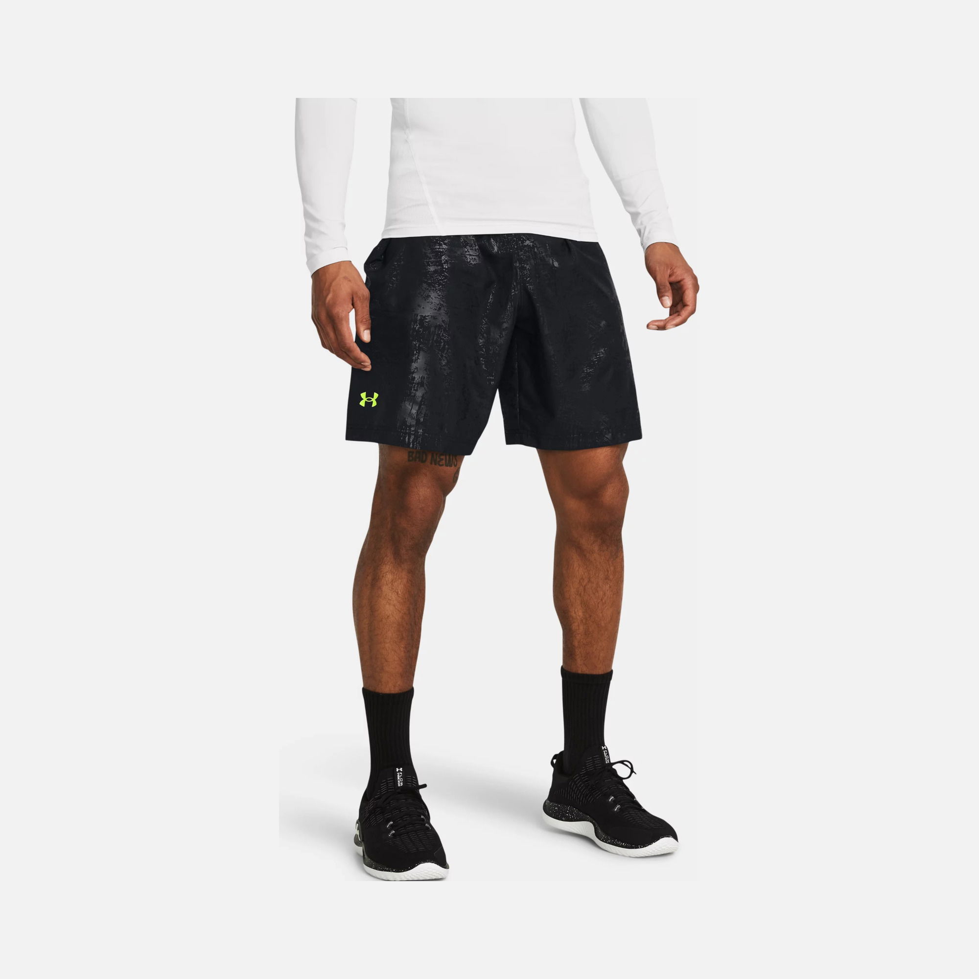 Under Armour Tech™ Woven Emboss Training Erkek Şort