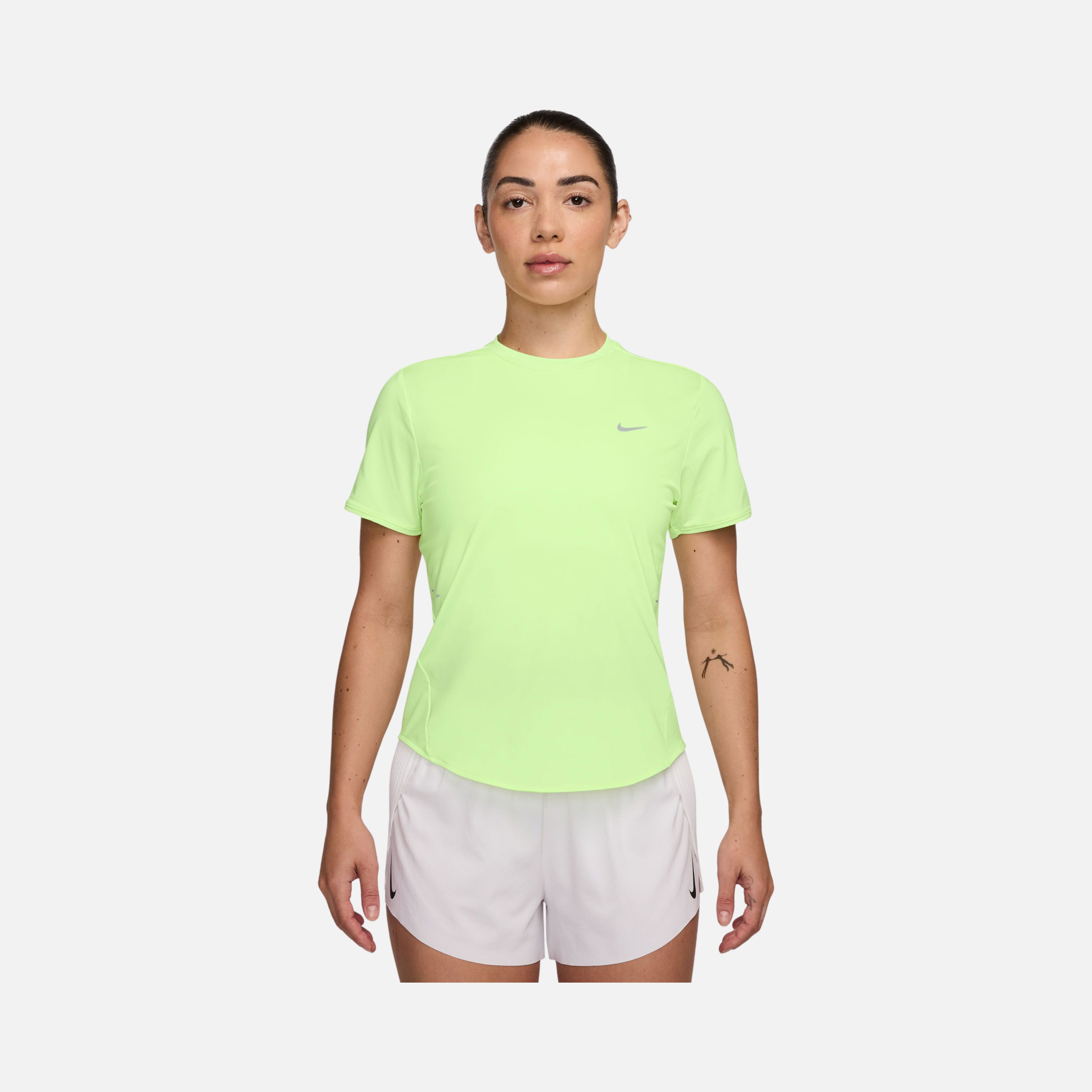 Nike Swift Dri-Fit Running Short-Sleeve Kadın Tişört
