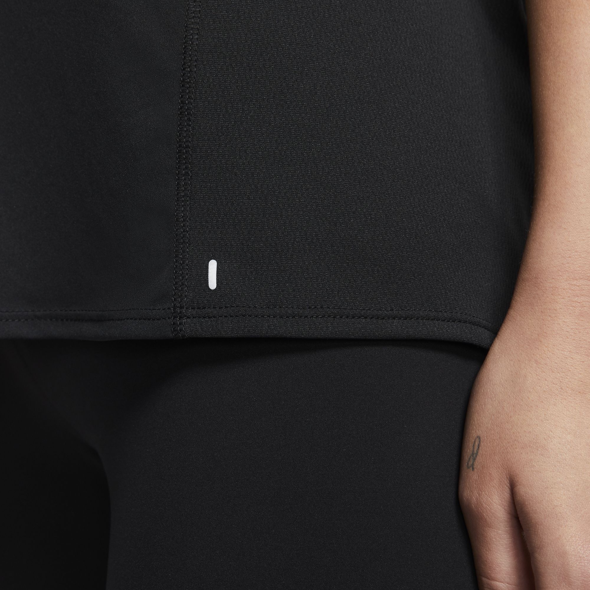 Nike City Sleek Short-Sleeve Running Top Kadın Tişört