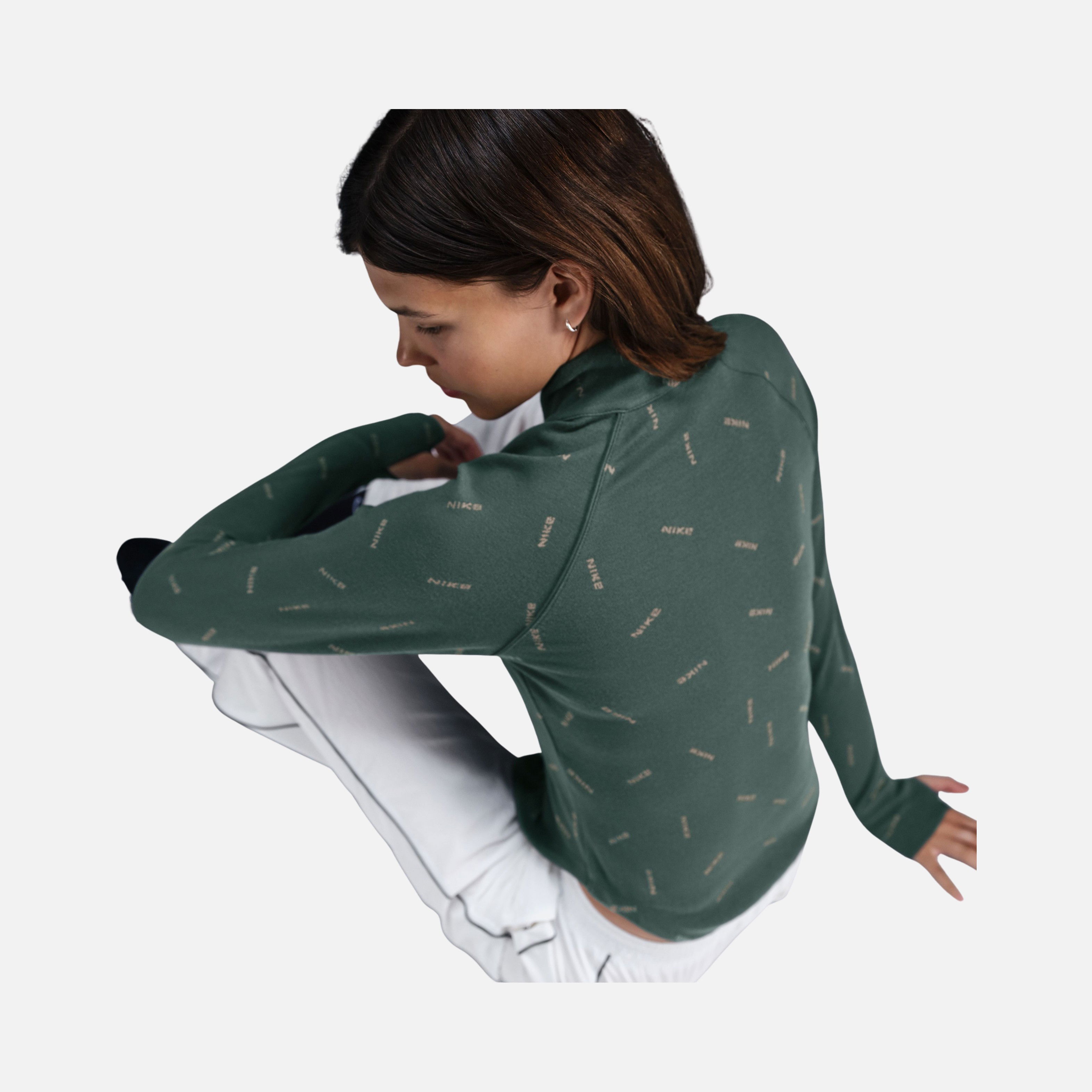 Nike Sportswear Collection Logo Slim 1/2-Zip Long-Sleeve Kadın Tişört