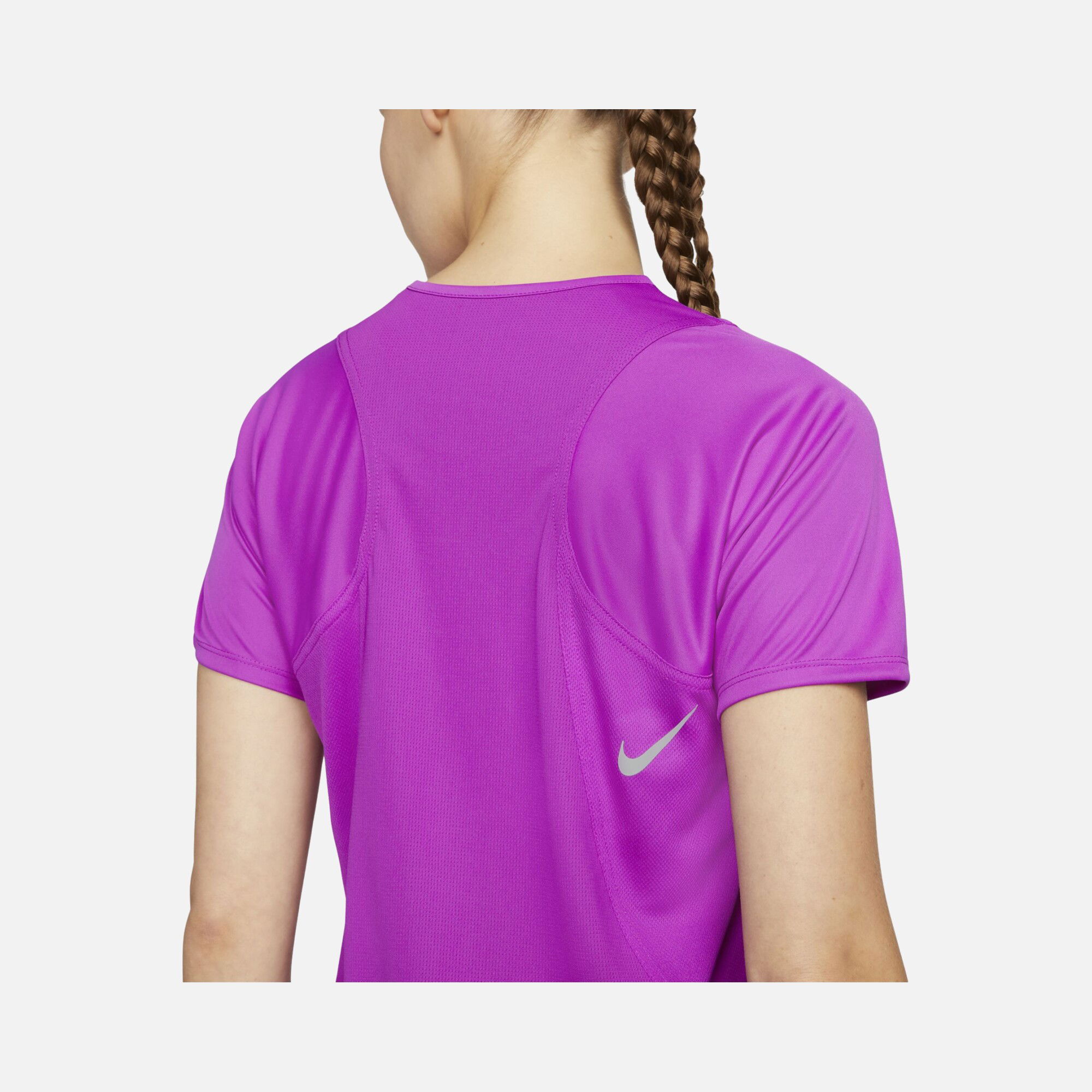 Nike Dri-Fit Race Running Short-Sleeve Kadın Tişört