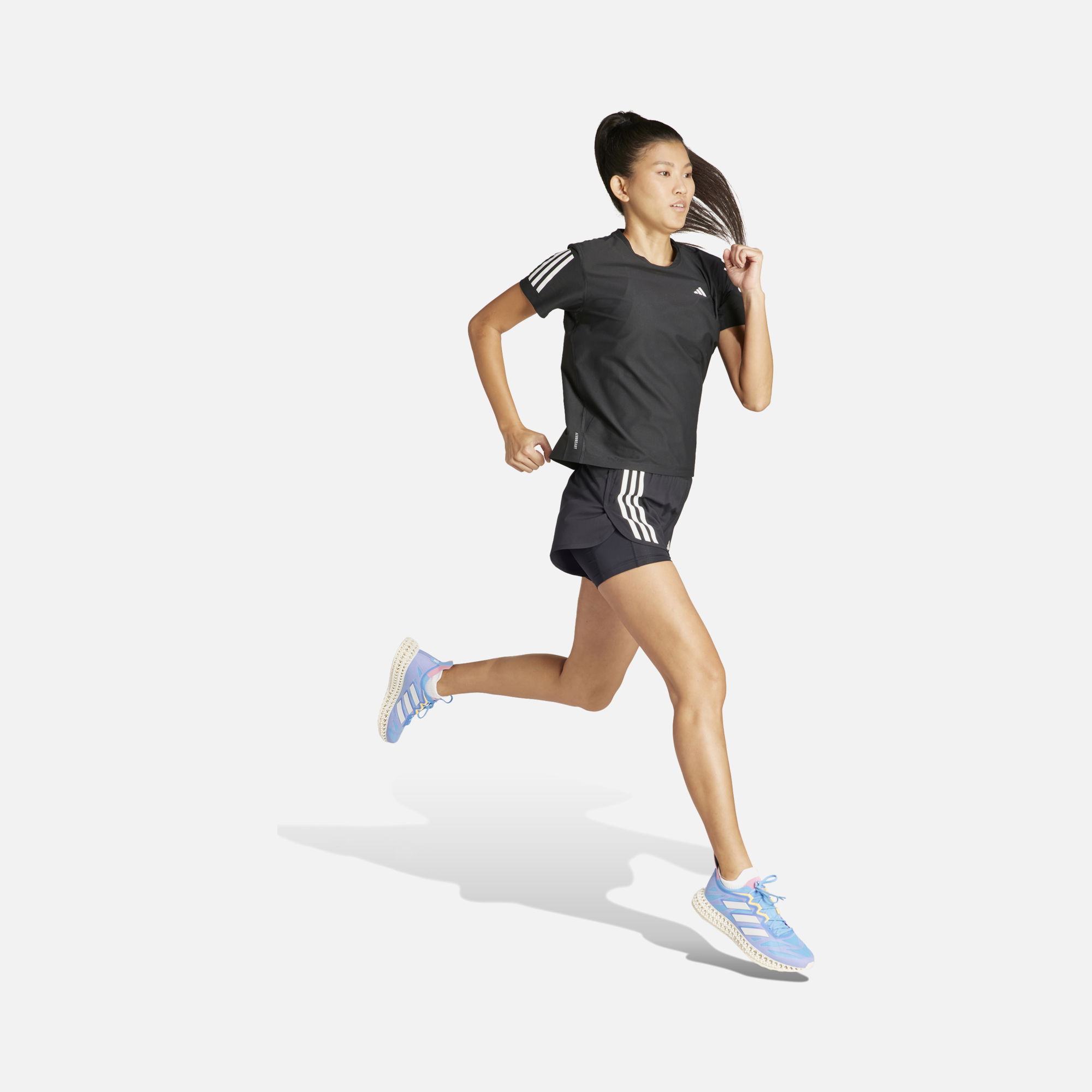 adidas AEROREADY Run Own The 3-Stripes Crew Neck Running Short-Sleeve Kadın Tişört