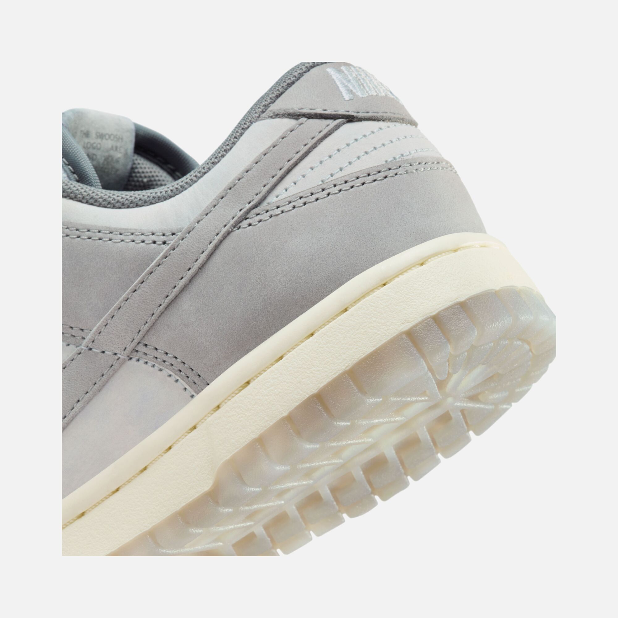 Nike Dunk Low "Cool Grey" Kadın Spor Ayakkabı