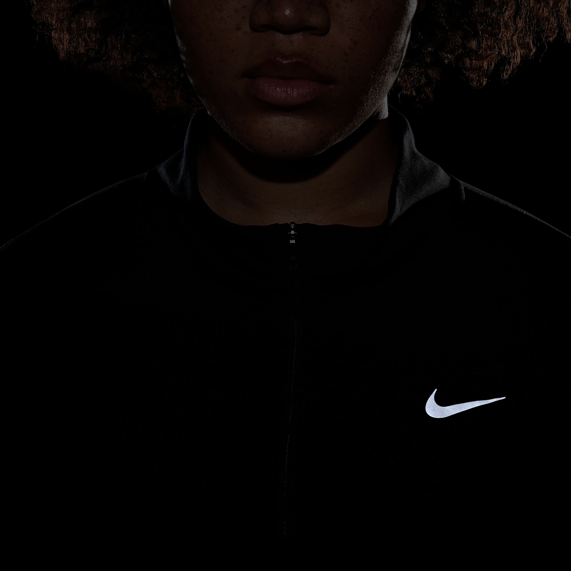 Nike Element Running 1/2-Zip Long-Sleeve (Plus-Size) Kadın Tişört