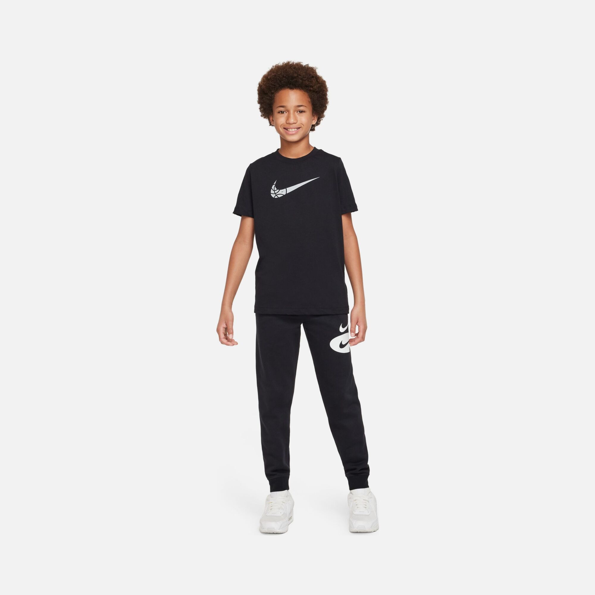 Nike ''Basketball Ball Graphic'' Short-Sleeve (Boys') Çocuk Tişört