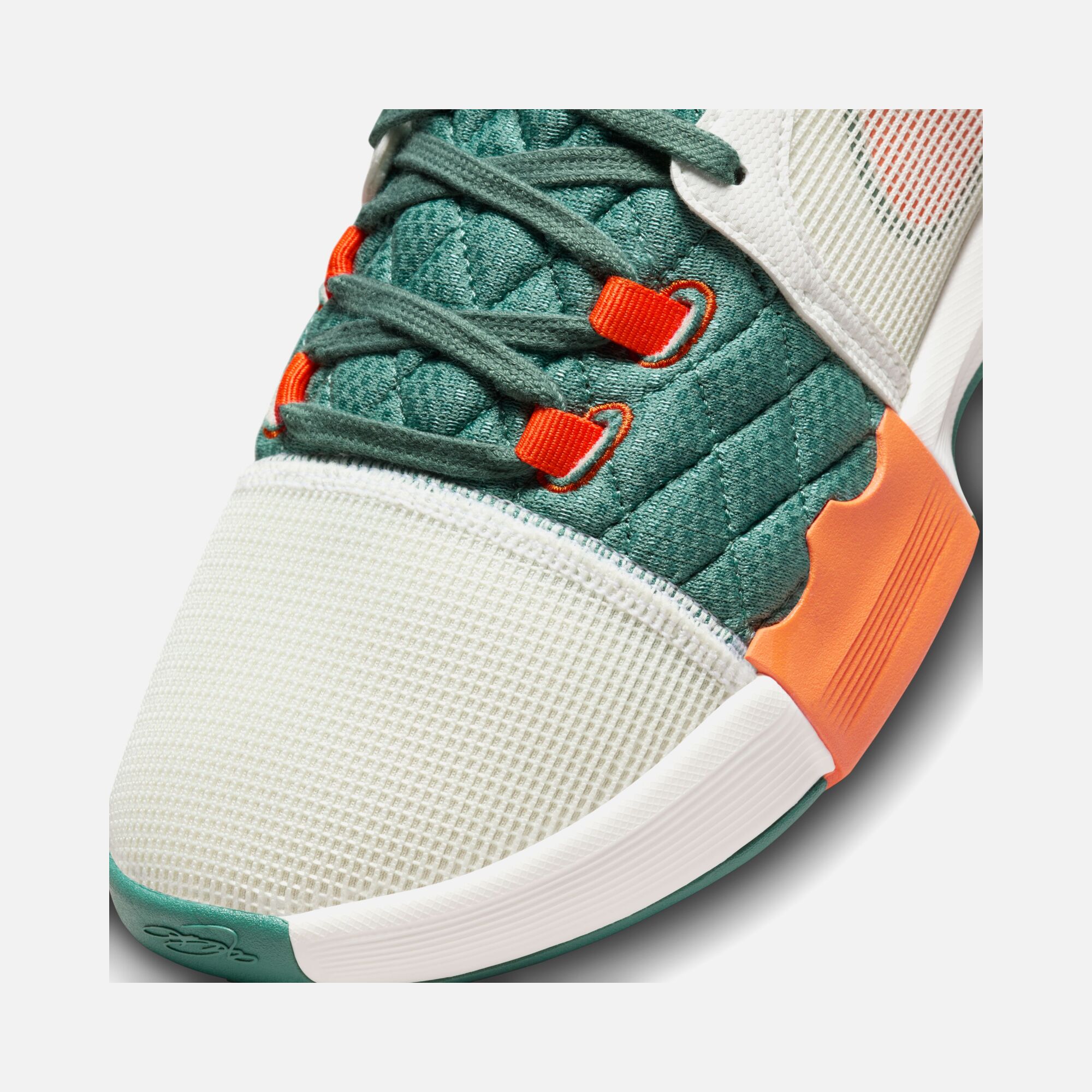 Nike LeBron James Witness VIII Erkek Basketbol Ayakkabısı