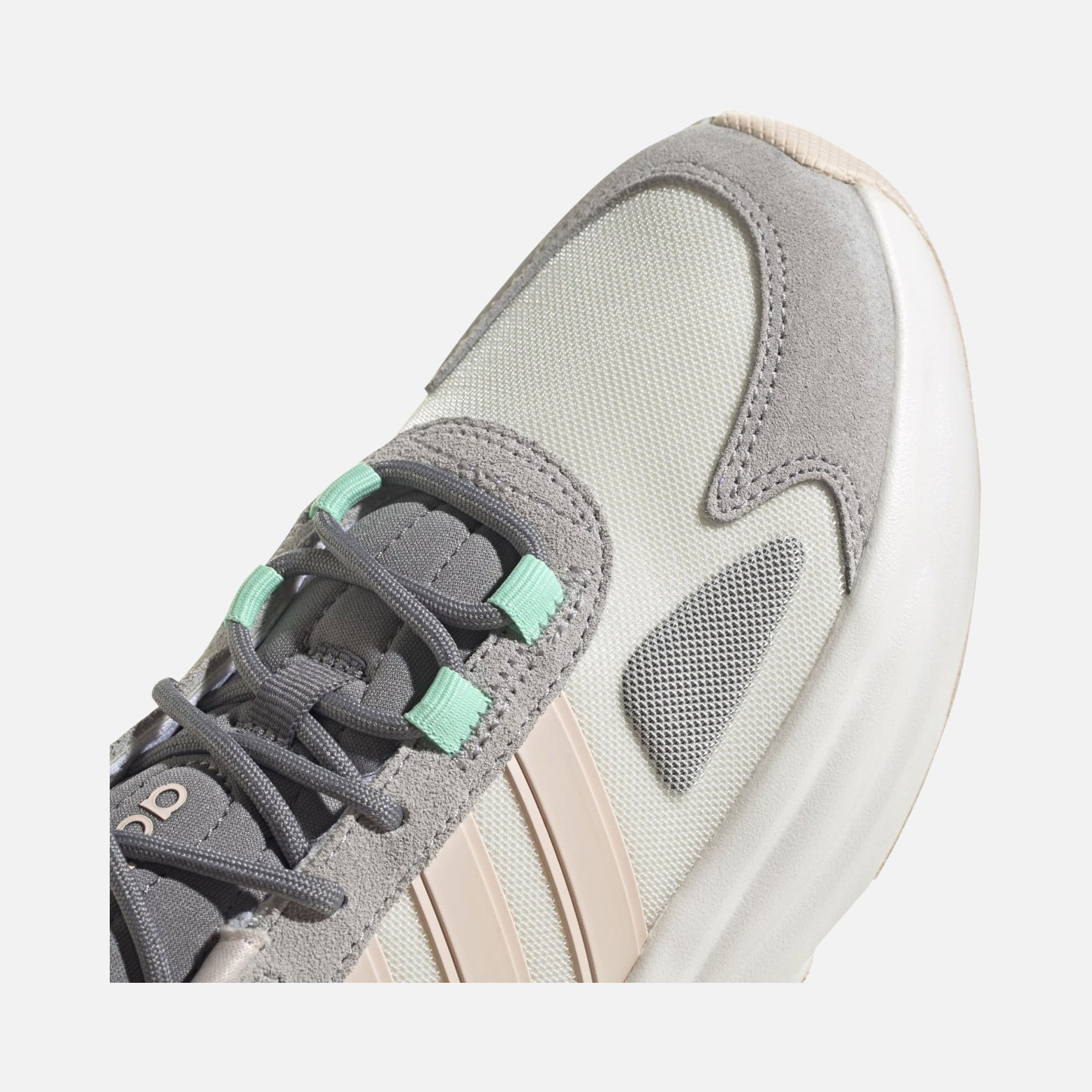 adidas Ozelle Cloudfoam Lifestyle Kadın Spor Ayakkabı