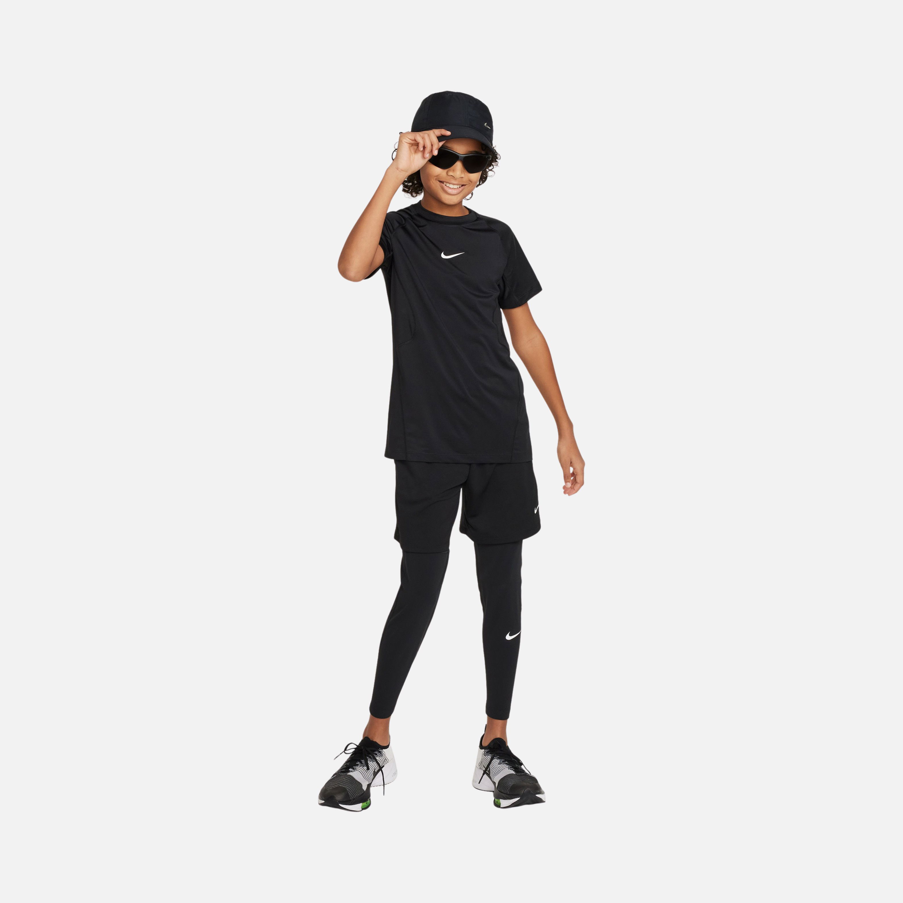 Nike Pro Dri-Fit ''Soft Knit Fabric & Flat Stitch Detail'' Training Short-Sleeve (Boys') Çocuk Tişört