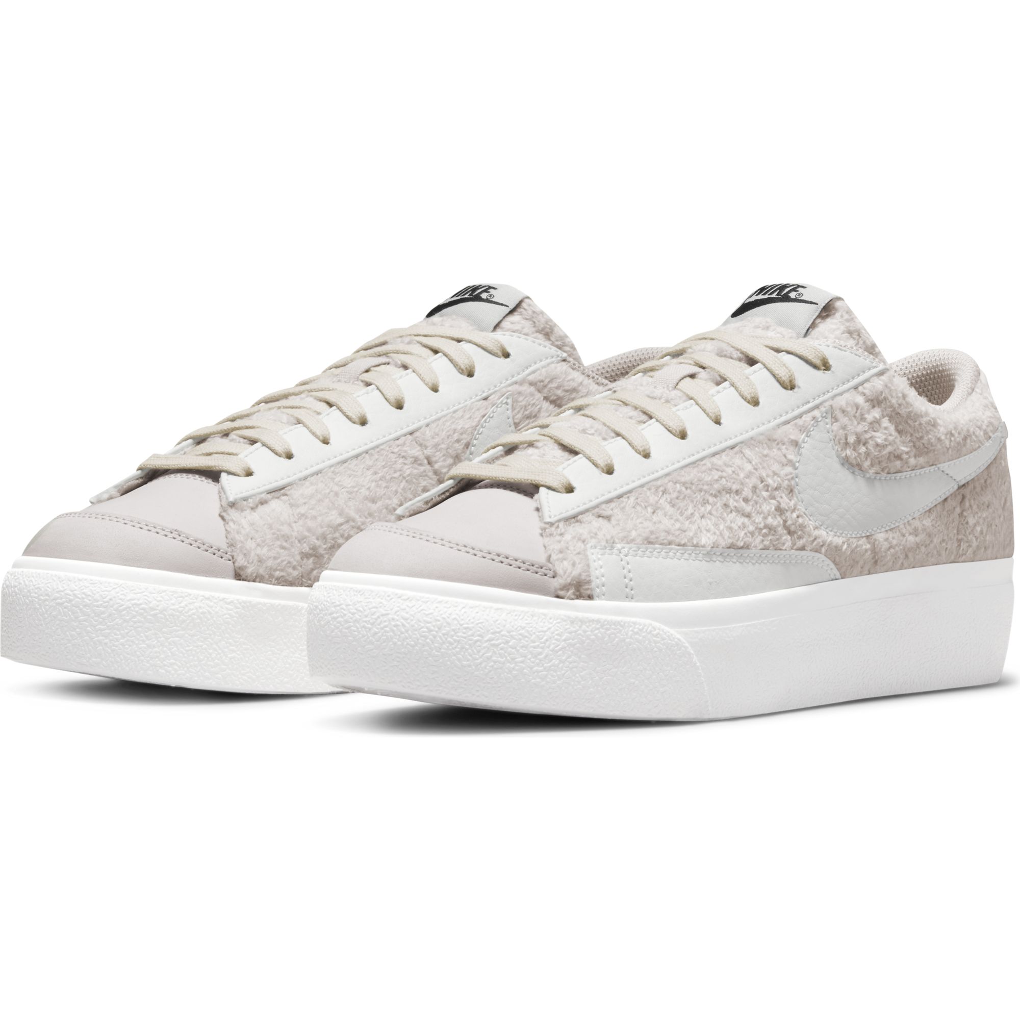 Nike Blazer Low Platform ''Furry Exteriors'' Kadın Spor Ayakkabı