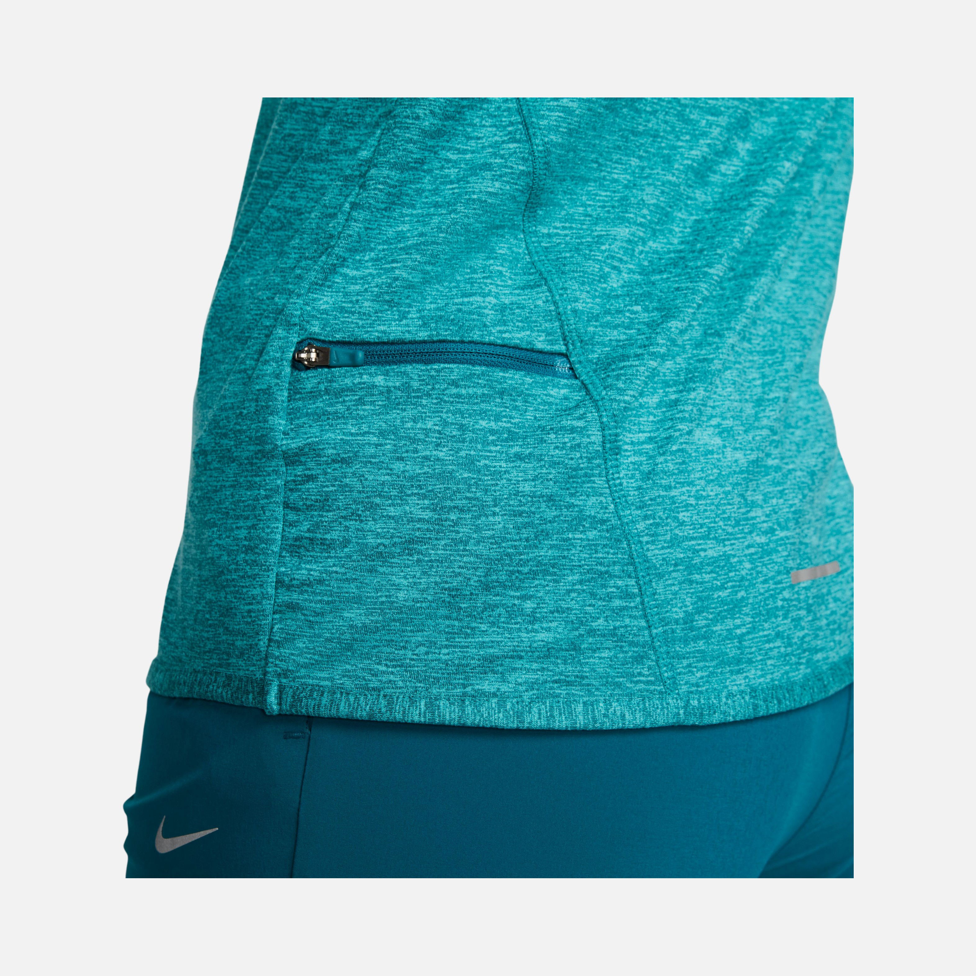 Nike Dri-Fit Swift Element UV 1/4-Zip Running Long-Sleeve Kadın Tişört