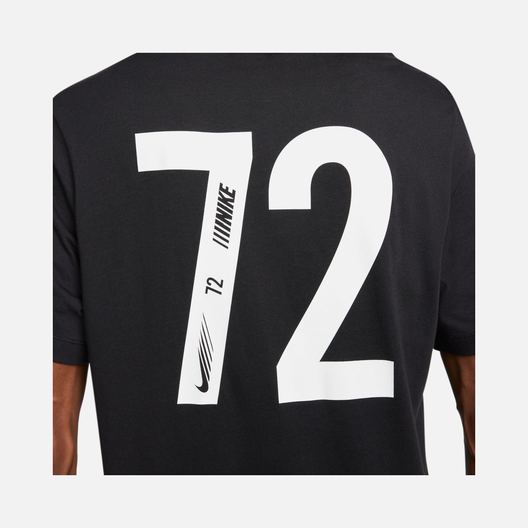 Nike Sportswear Standard Issue Short-Sleeve Erkek Tişört