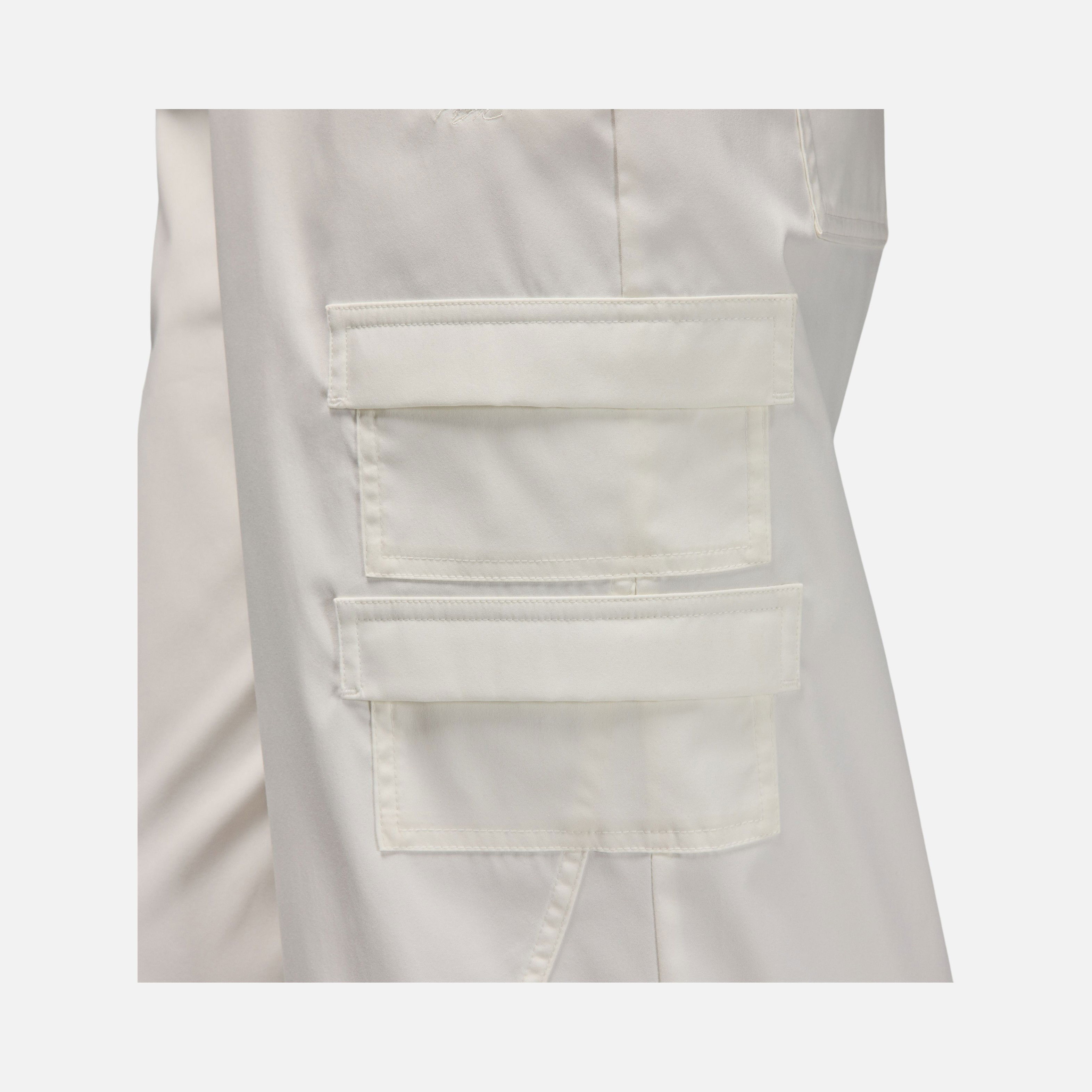 Nike Jordan Essentials Chicago Woven Wide Leg Kadın Pantolon