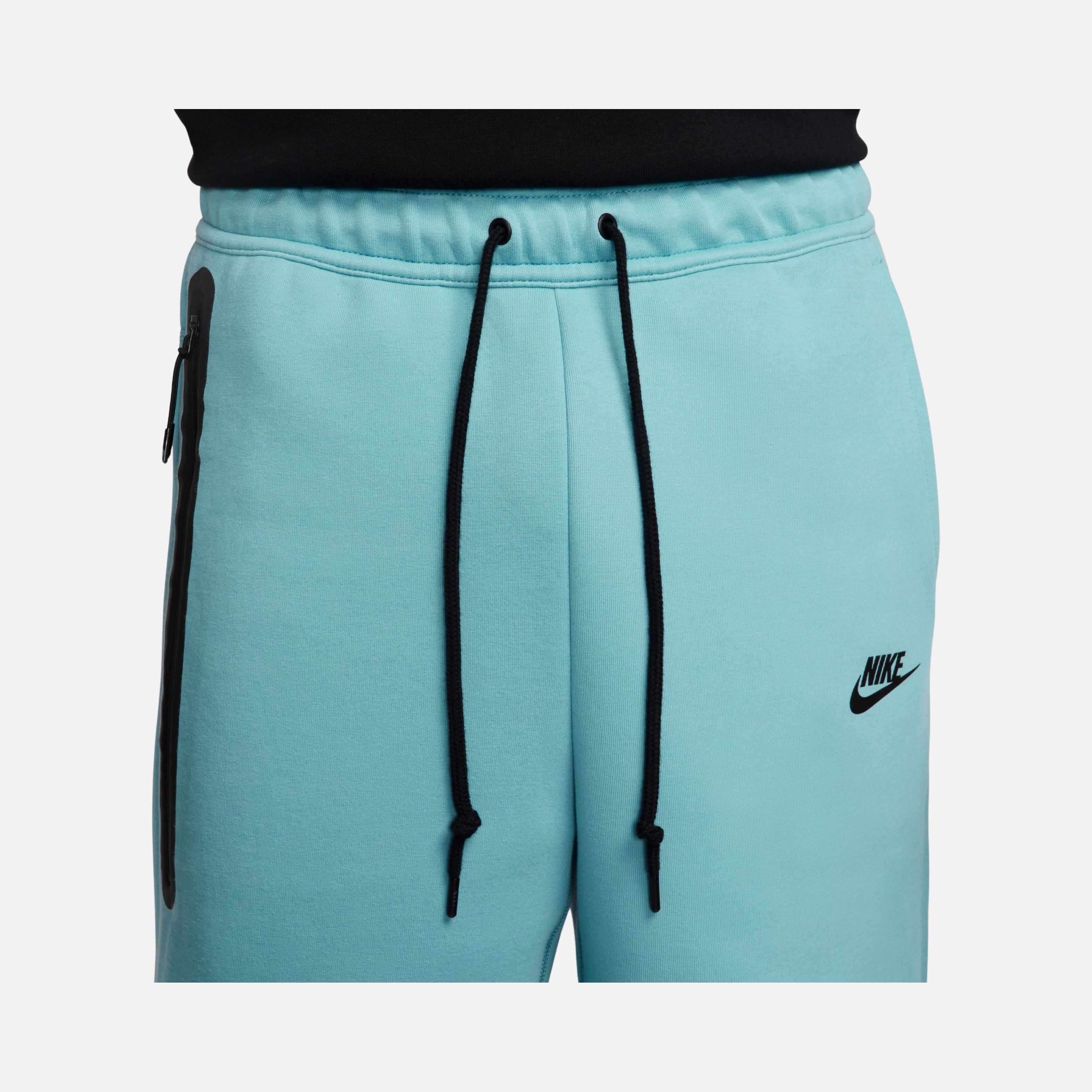 Nike Sportswear Tech Fleece FW24 Erkek Şort