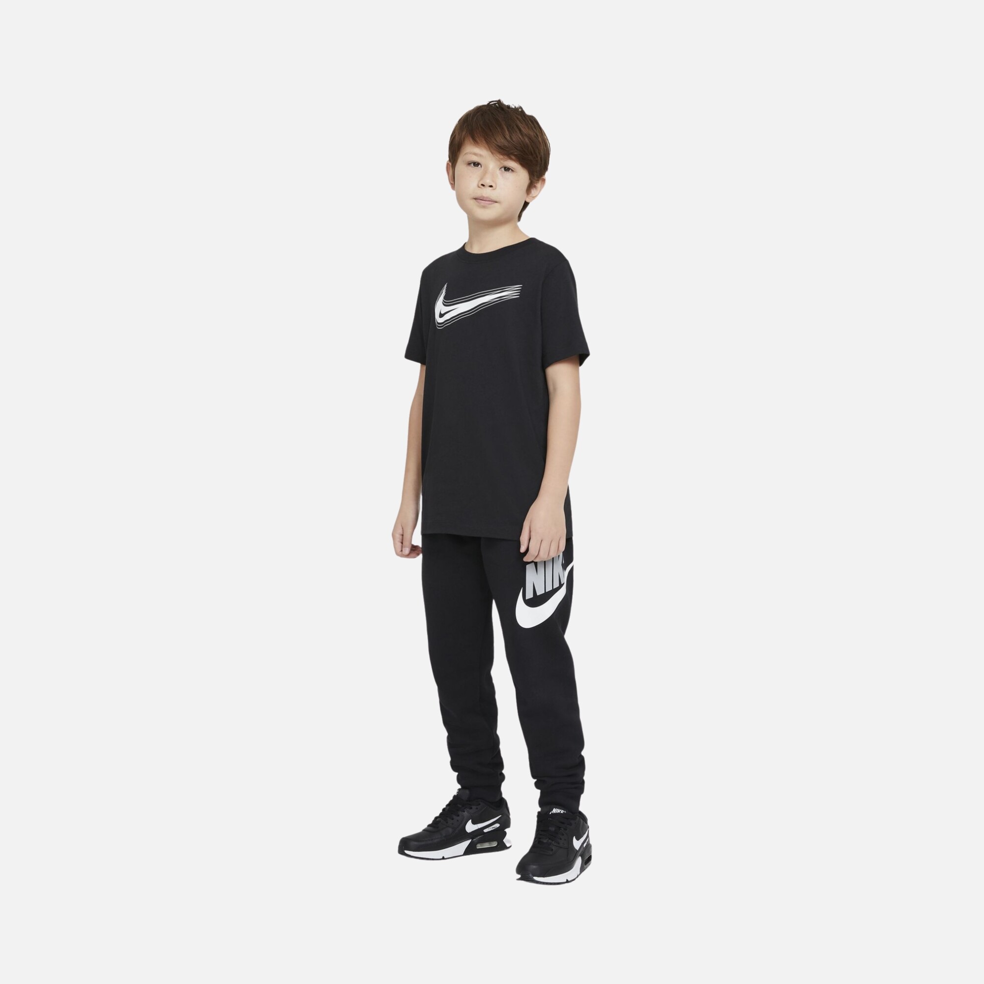 Nike Sportswear Swoosh Graphic Short-Sleeve Çocuk Tişört