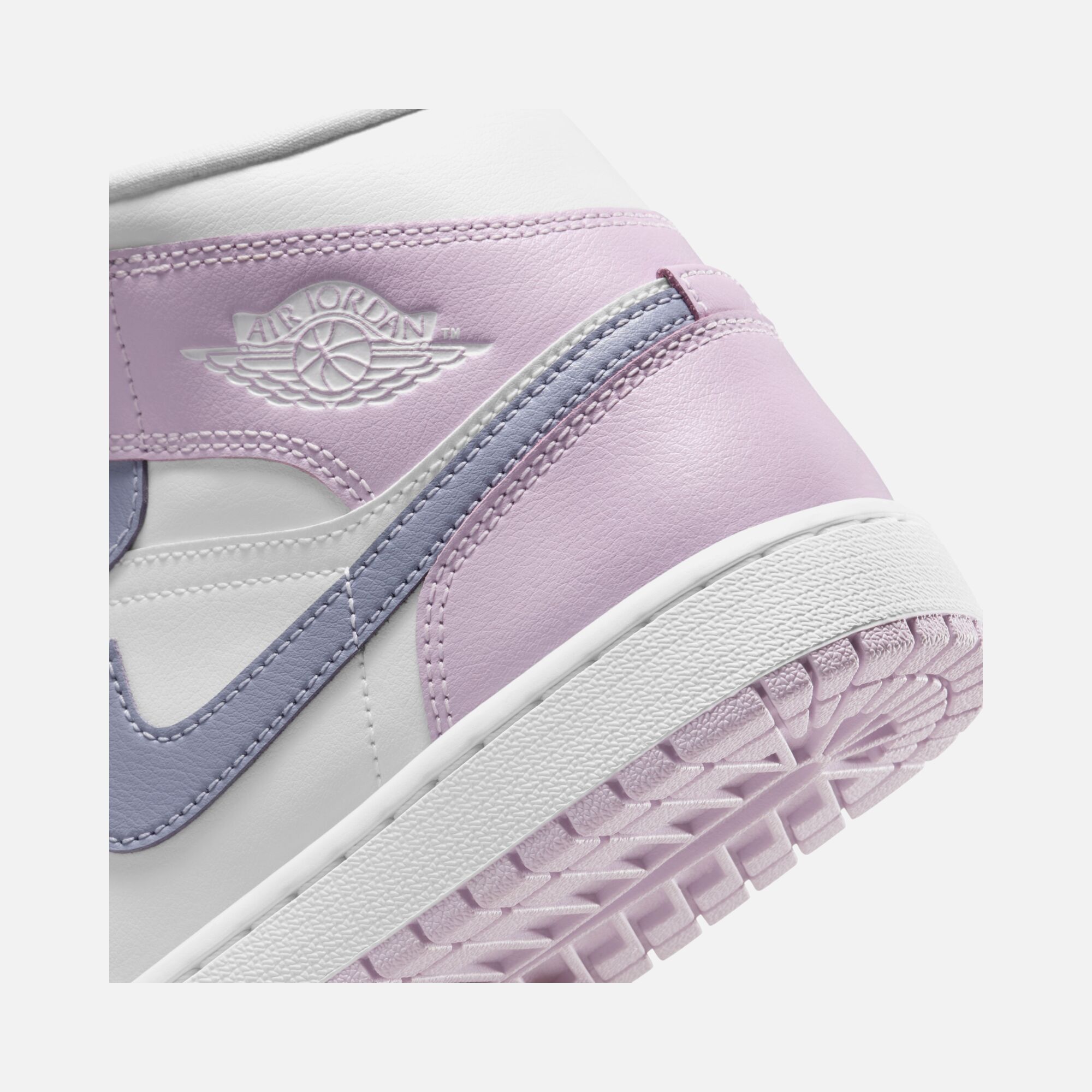 Nike Air Jordan 1 Mid Kadın Spor Ayakkabı