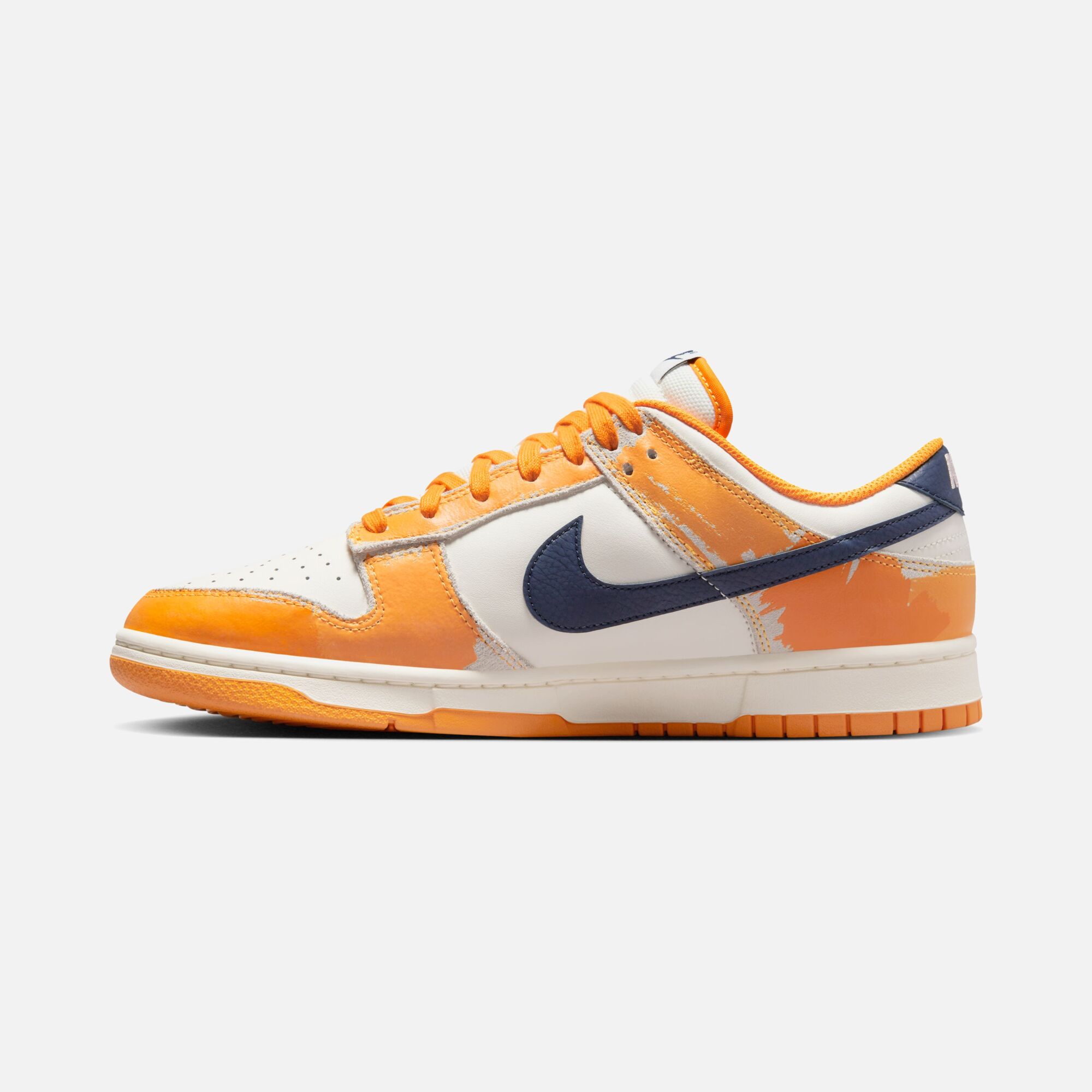 Nike Dunk Low ''Wear and Tear Details'' Erkek Spor Ayakkabı
