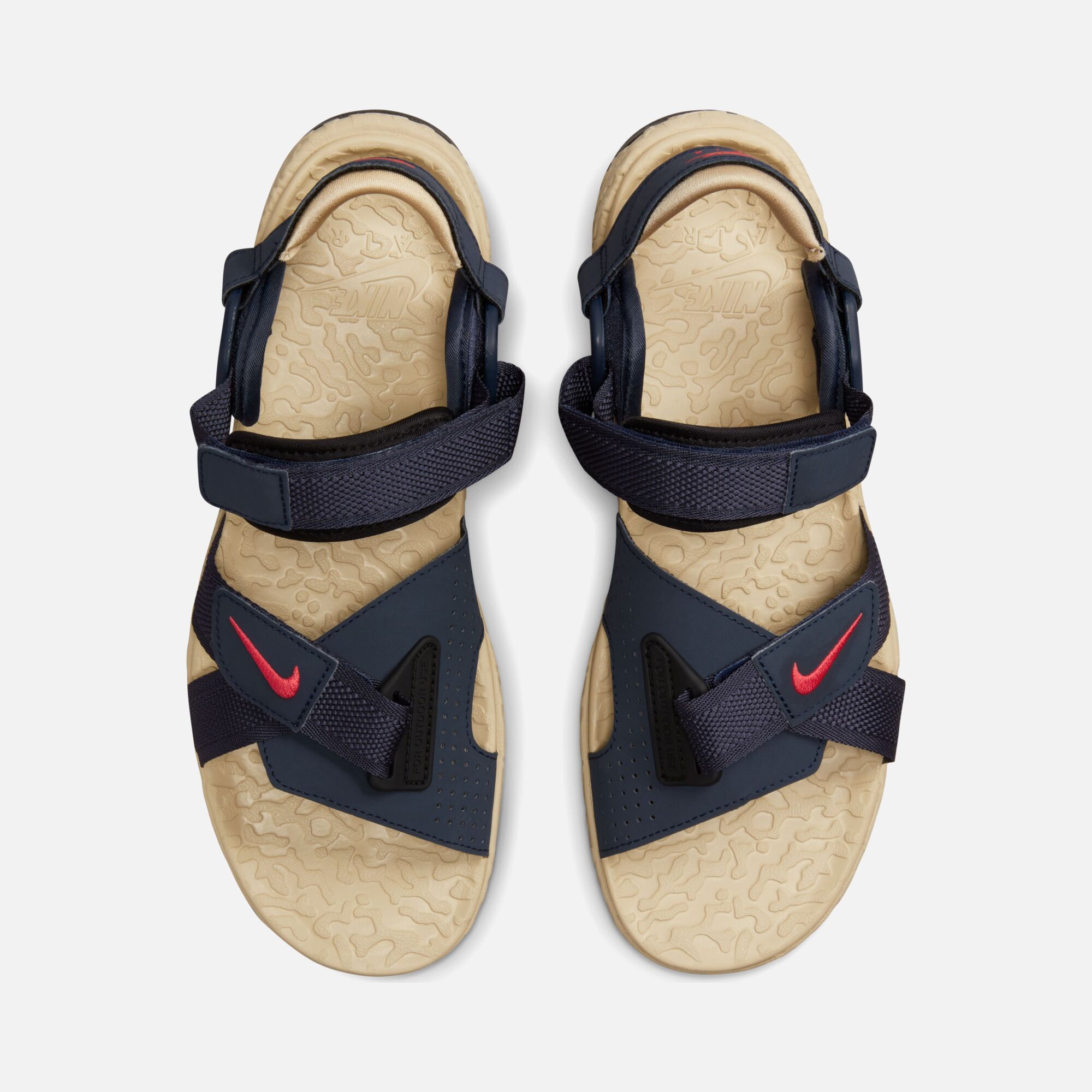 Nike ACG Air Deschutz+ ''City Walks to Canyon Trails'' Erkek Sandalet